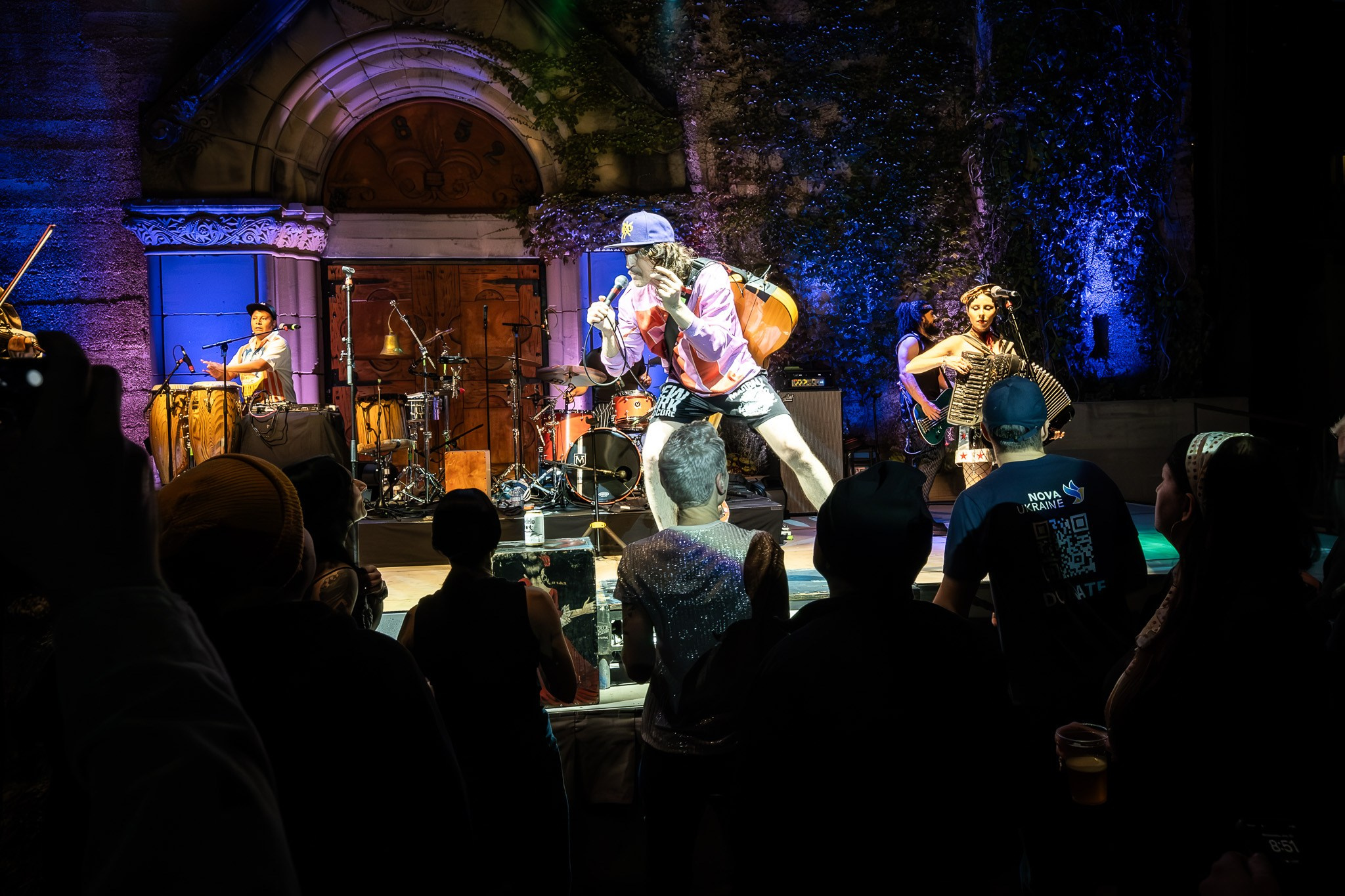 GOGOL BORDELLO / SARATOGA / CA. Reportage concert portrait photography in the San Francisco Bay Area