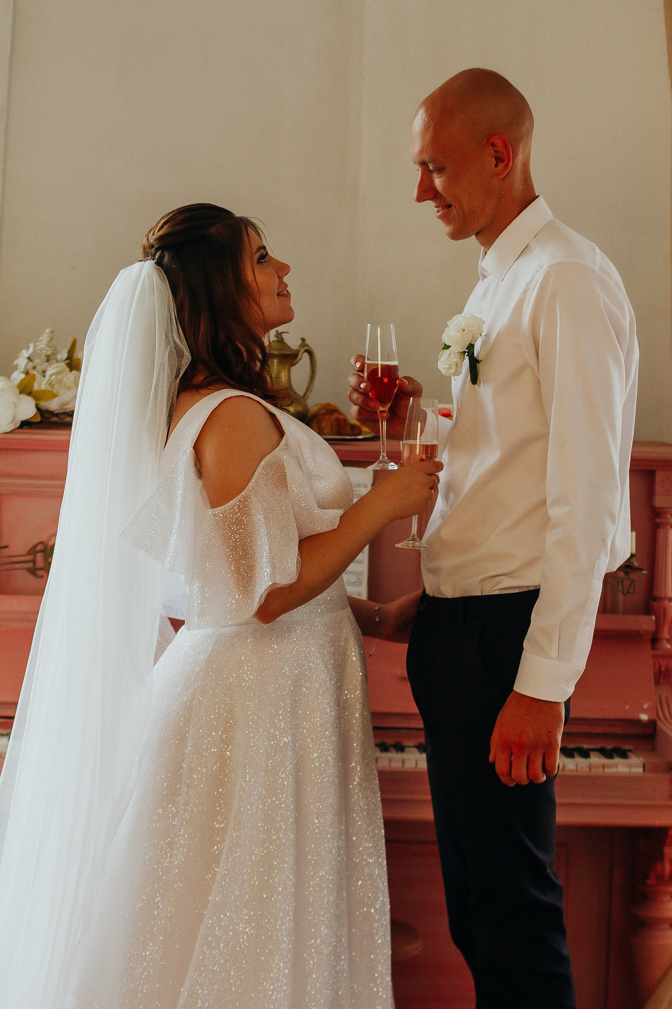 Marriage registration of Lilia and Vitaly. Iryna Zhyvora | Photographer | Stockholm