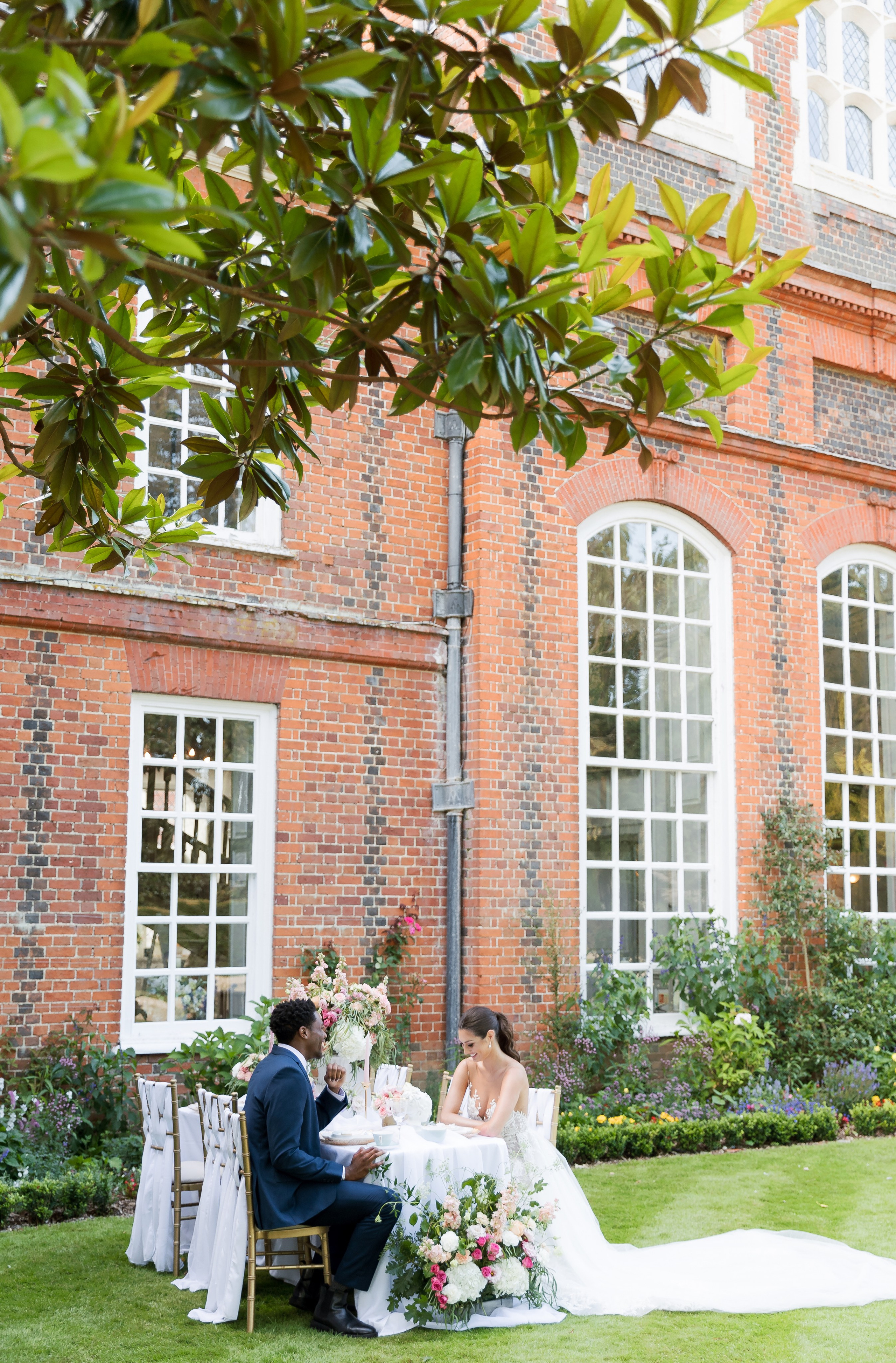 Regal Romance | Editorial Photoshoot at Gosfield Hall, London Estat. YES I DO PRODUCTION — Wedding photography&videography
