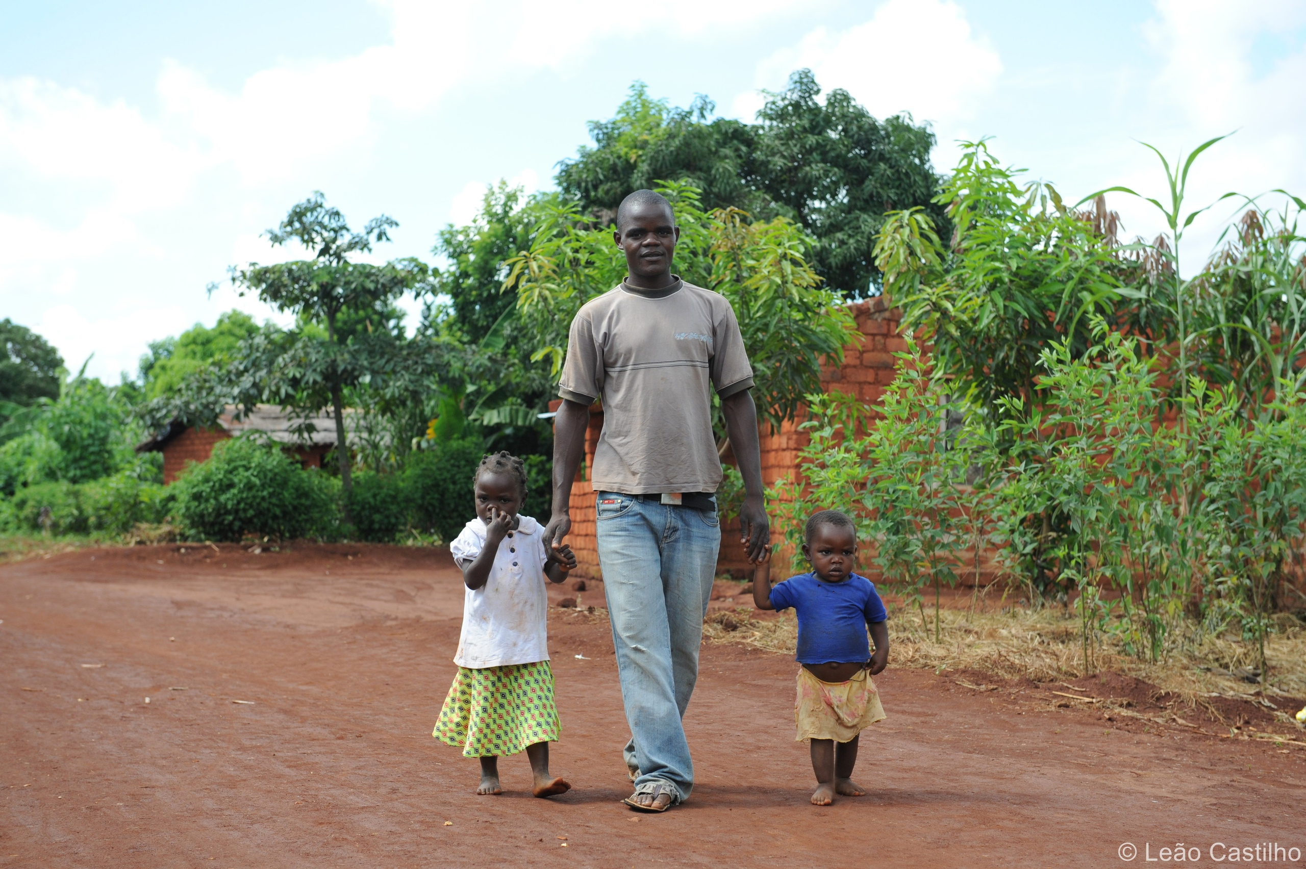 Photos from Mozambique people 1. Simbahalu