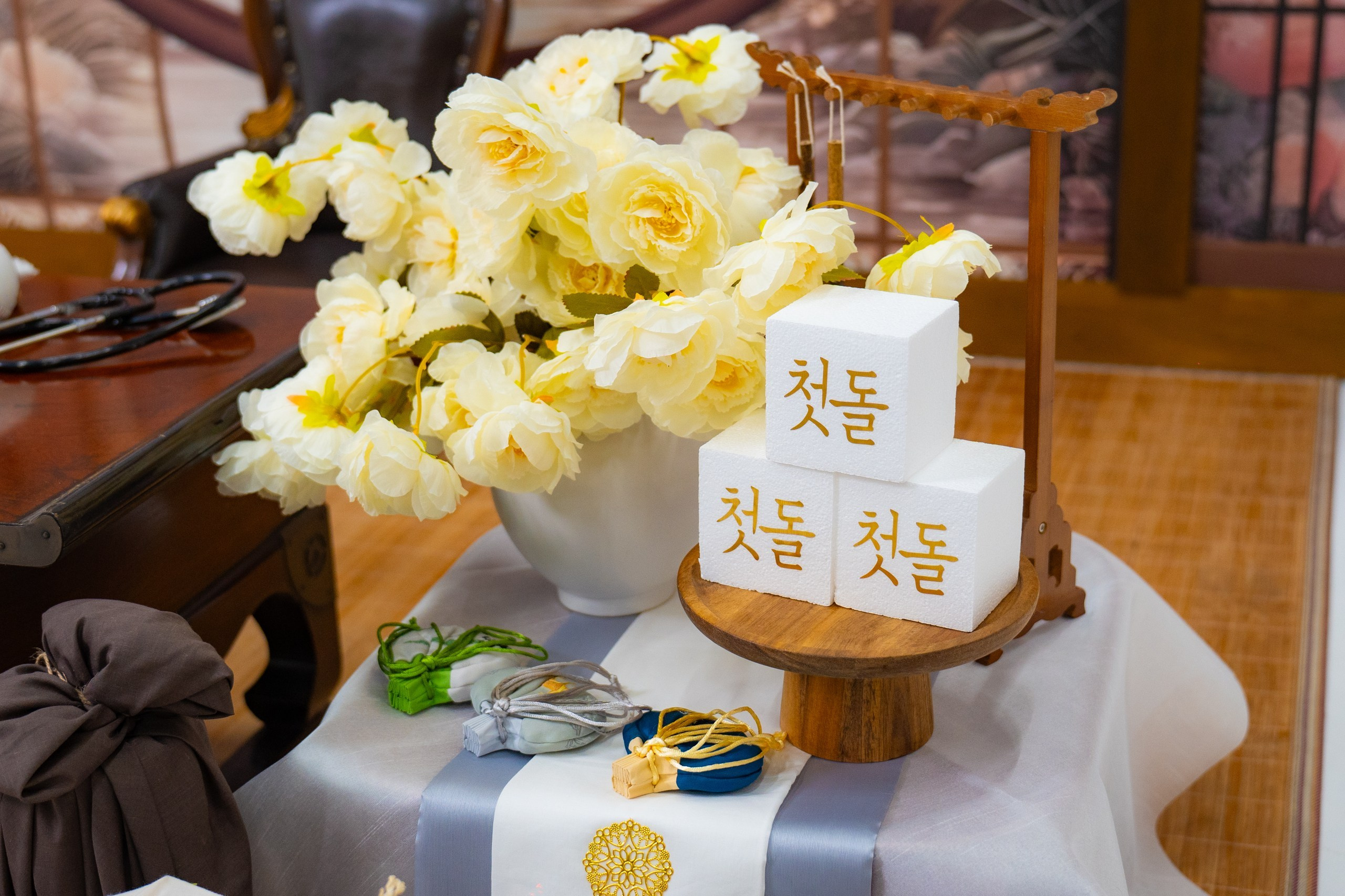 Утренний столик. Студия декора «Нарния»