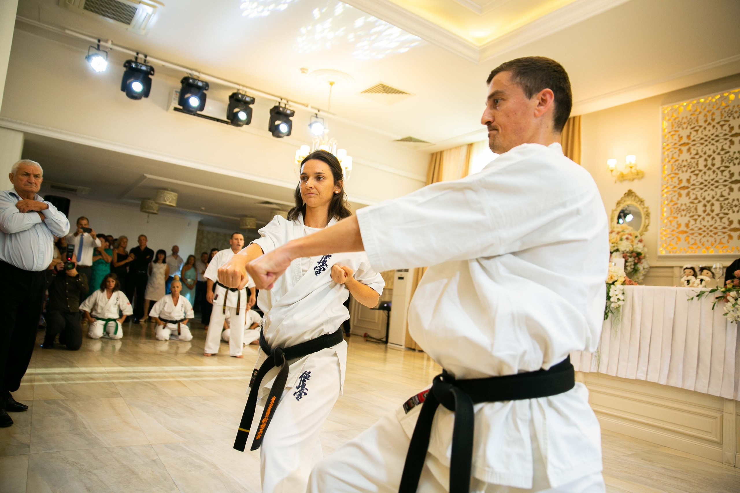 Corina & Ovidiu. Contrast Studio