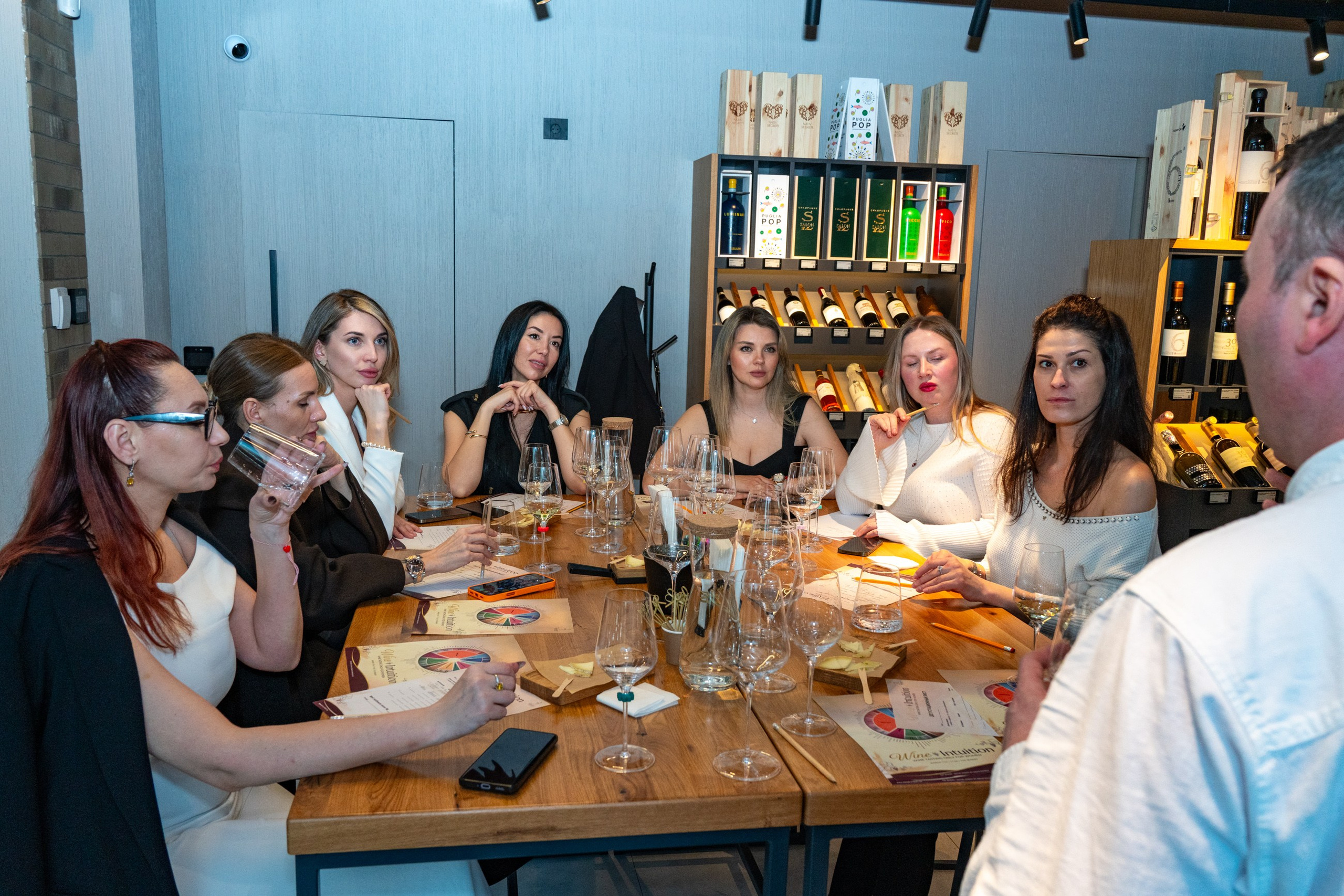 Фоторепортаж с винной дегустации в Софии | Wine Intuition. Portrait & Boudoir Photographer in Sofia | Taymuraz Gumerov