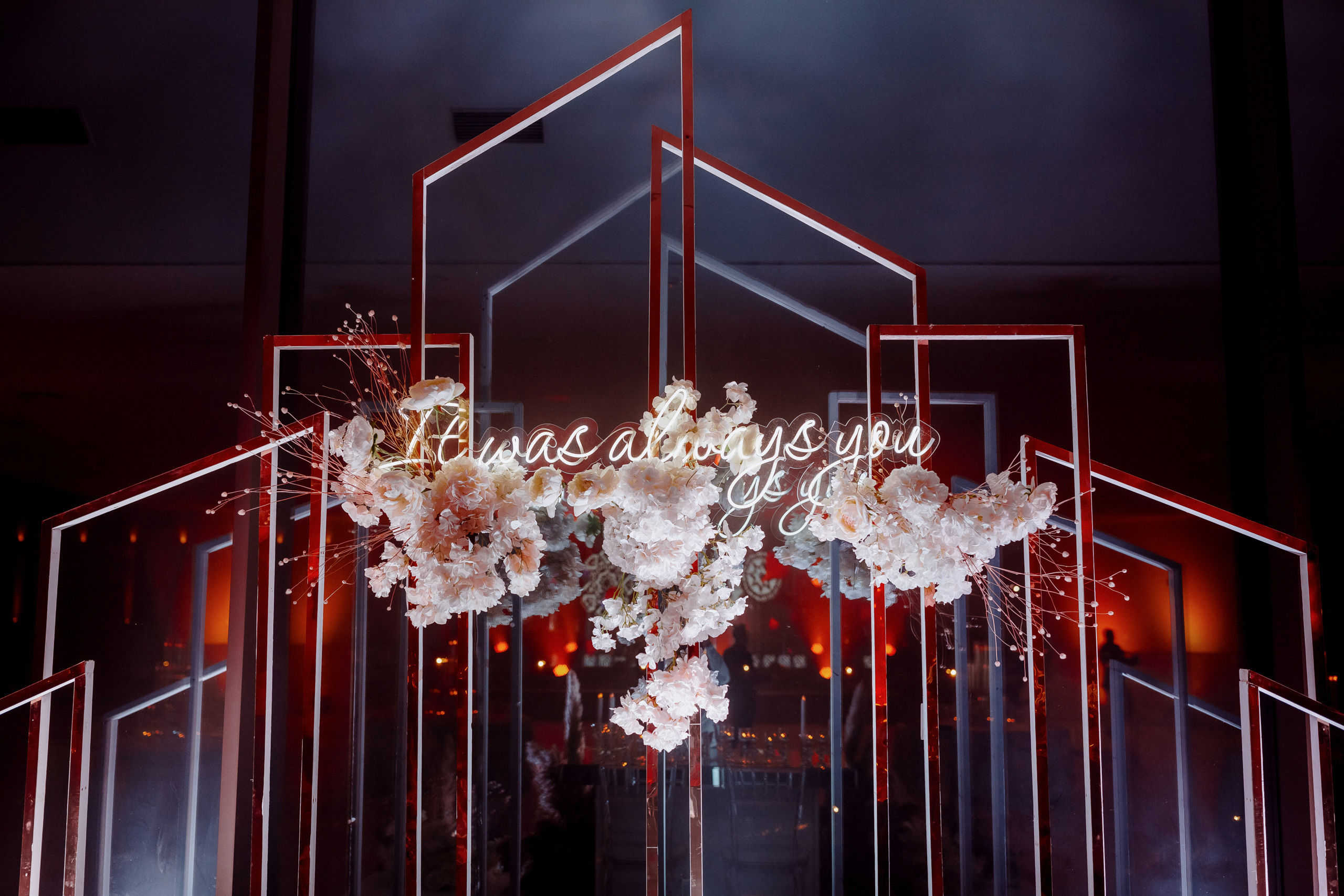 Unde suntem noi e culaore -Moldova-. Servicii Foto Video în Chișinău și Europa ID-Brothers