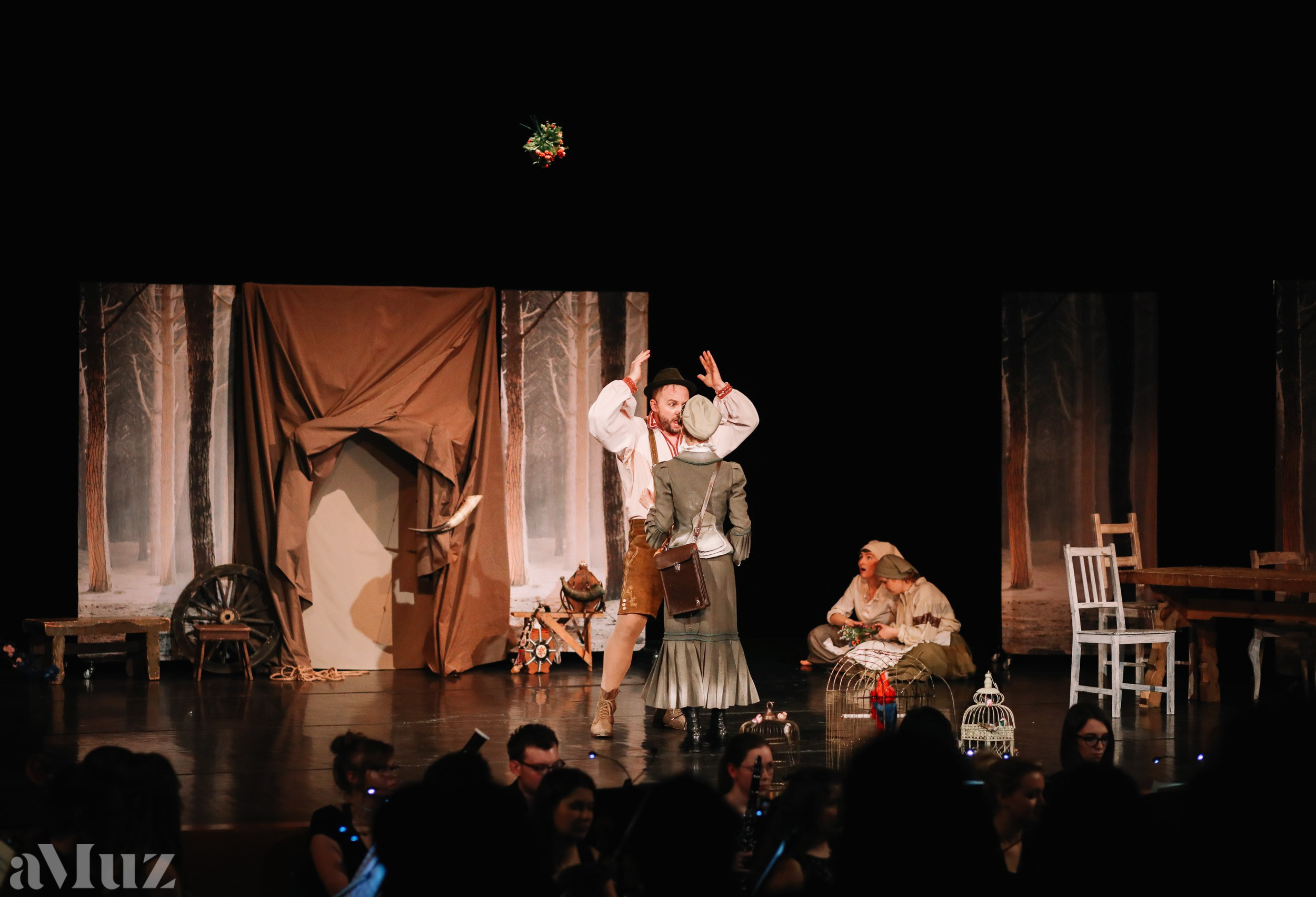 Opera Łąkowa. Fotograf Ślubny Warszawa - Sesje Biznesowe Rodzinne Eventy