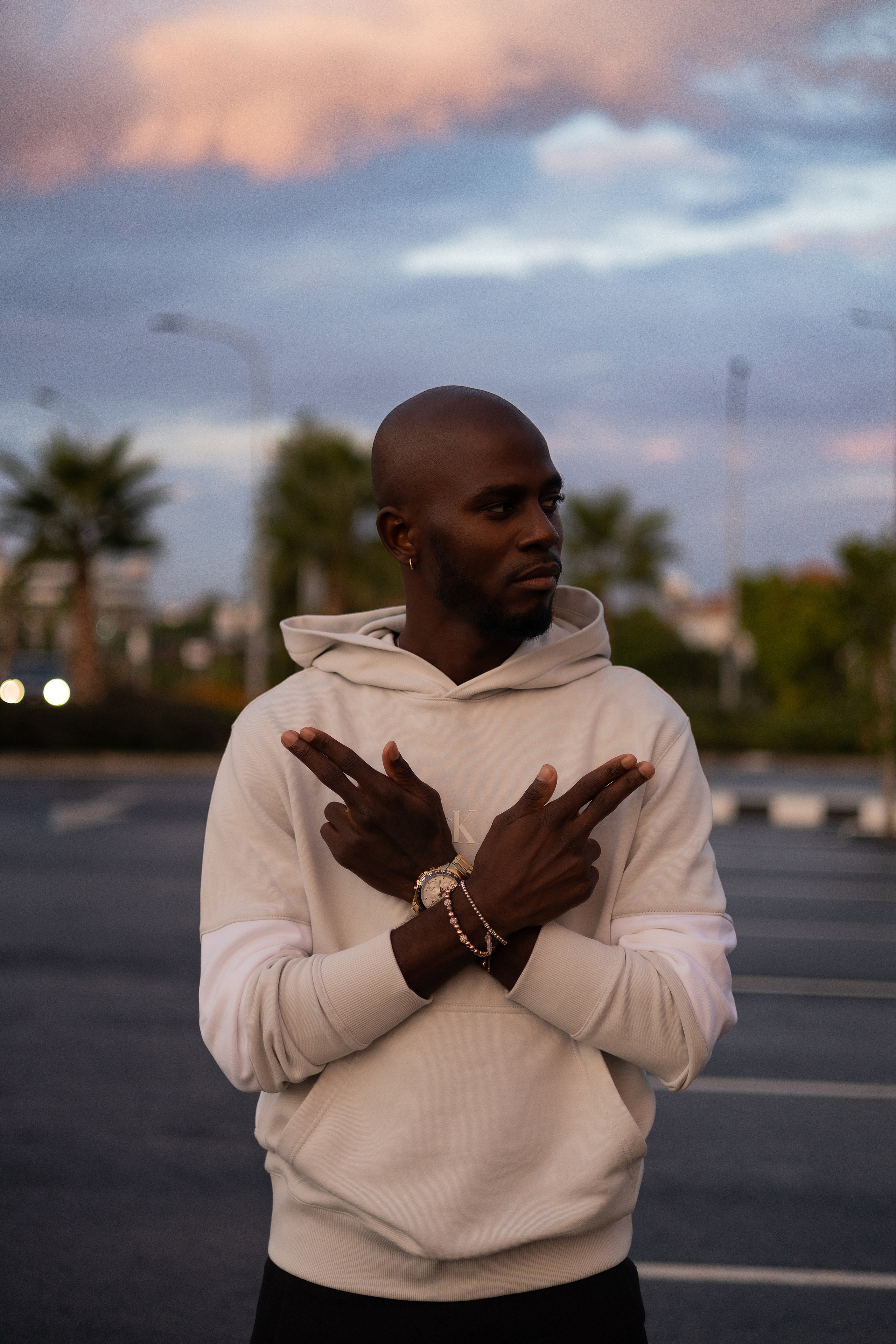 Street Vibes. Urban Male Portraits at Sunset. Modern, Bold & Cinematic. Kristina Kozheltsova- Soulful Portrait&Lifestyle&Love Story Photographer in Leipzig, Germany