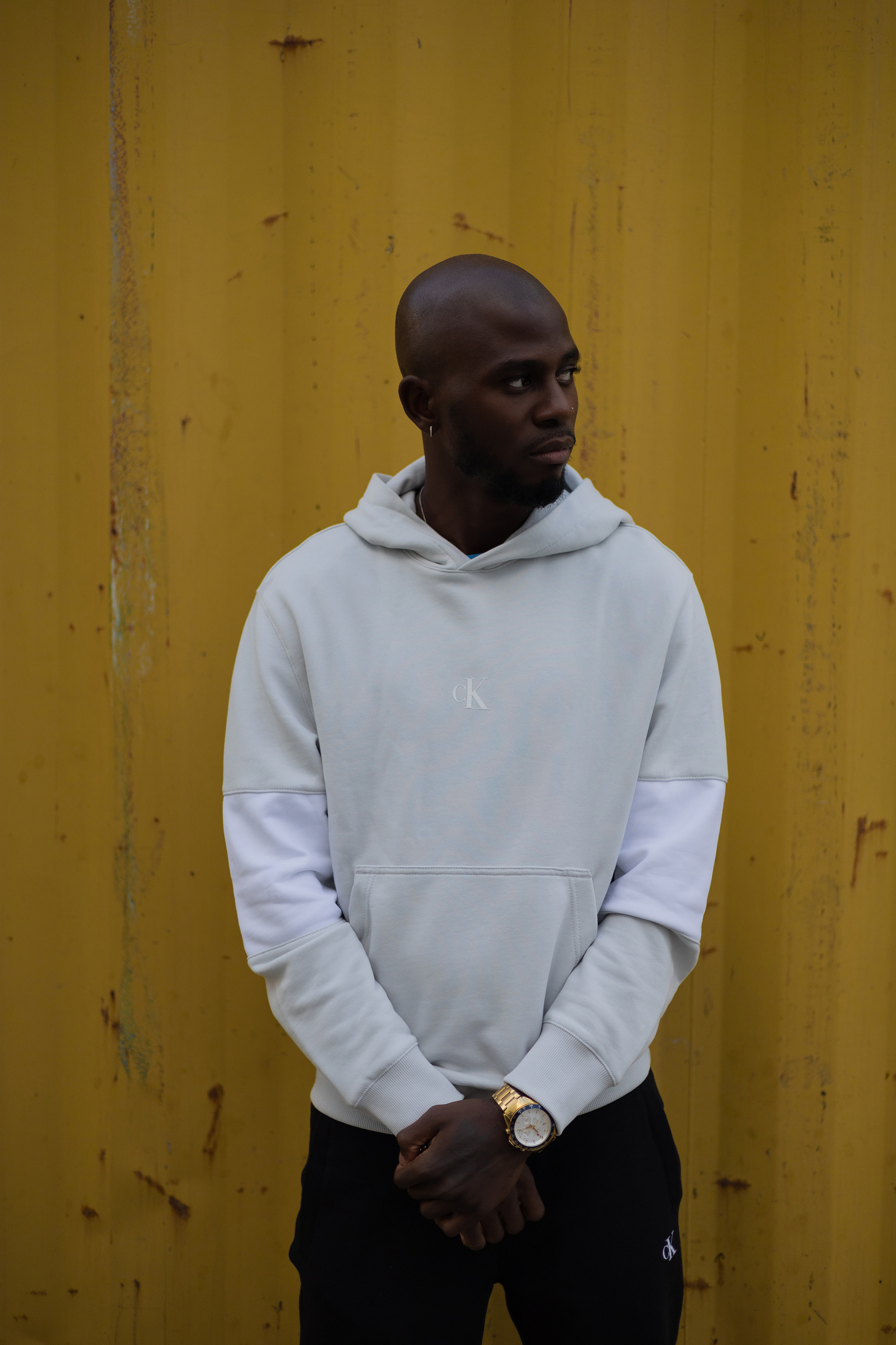 Street Vibes. Urban Male Portraits at Sunset. Modern, Bold & Cinematic. Kristina Kozheltsova- Soulful Portrait&Lifestyle&Love Story Photographer in Leipzig, Germany