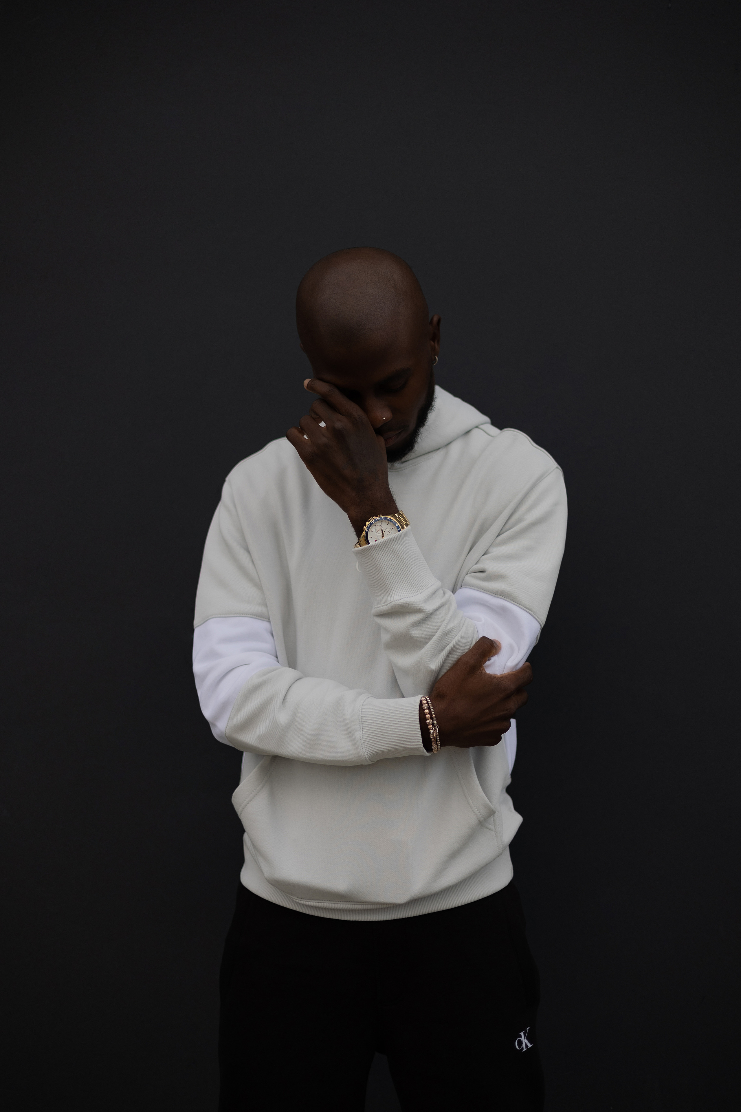 Street Vibes. Urban Male Portraits at Sunset. Modern, Bold & Cinematic. Kristina Kozheltsova- Soulful Portrait&Lifestyle&Love Story Photographer in Leipzig, Germany