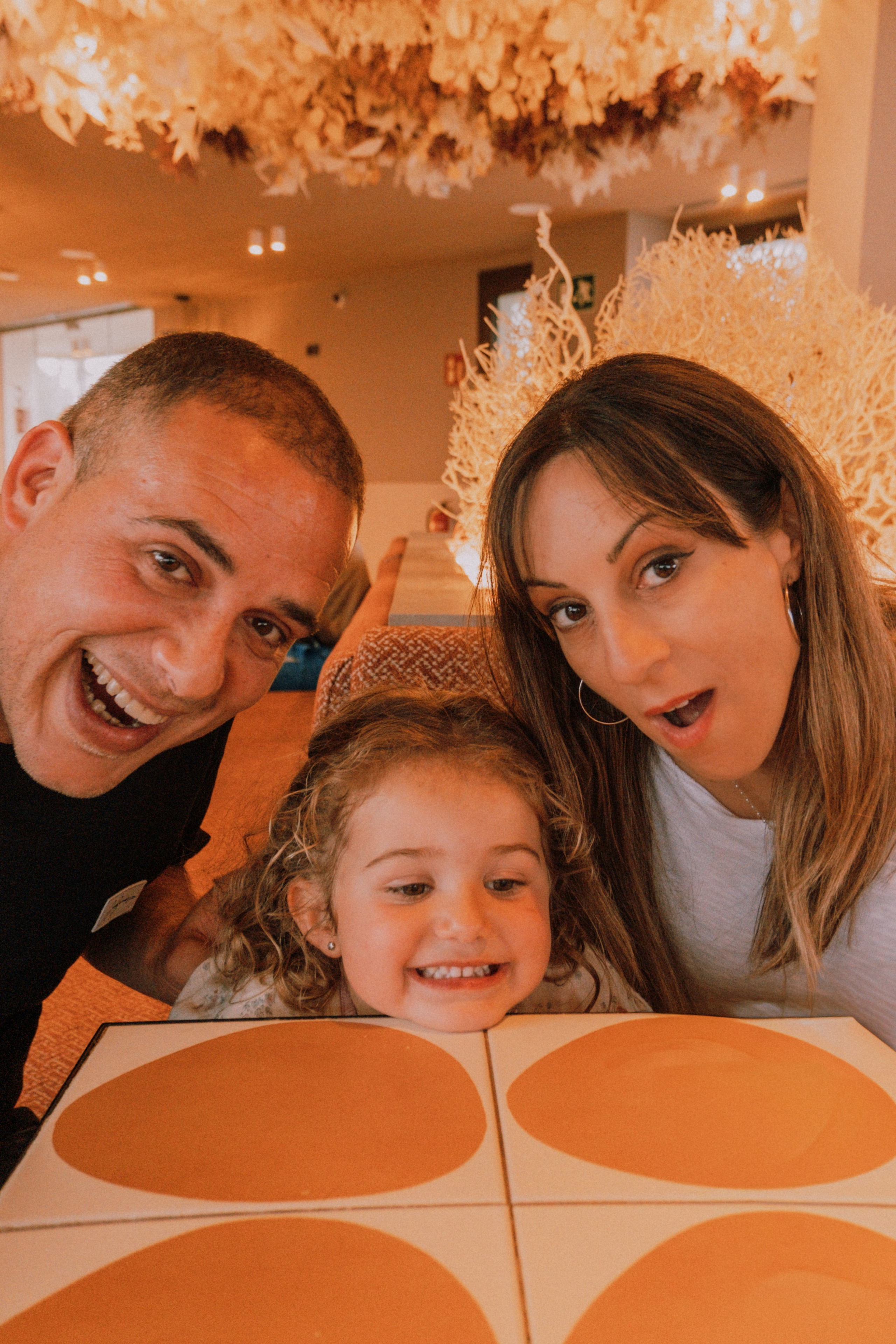 Семейная фотосессия на пляже. Профессиональная фотосъемка в Калафелле — Елена Медведева