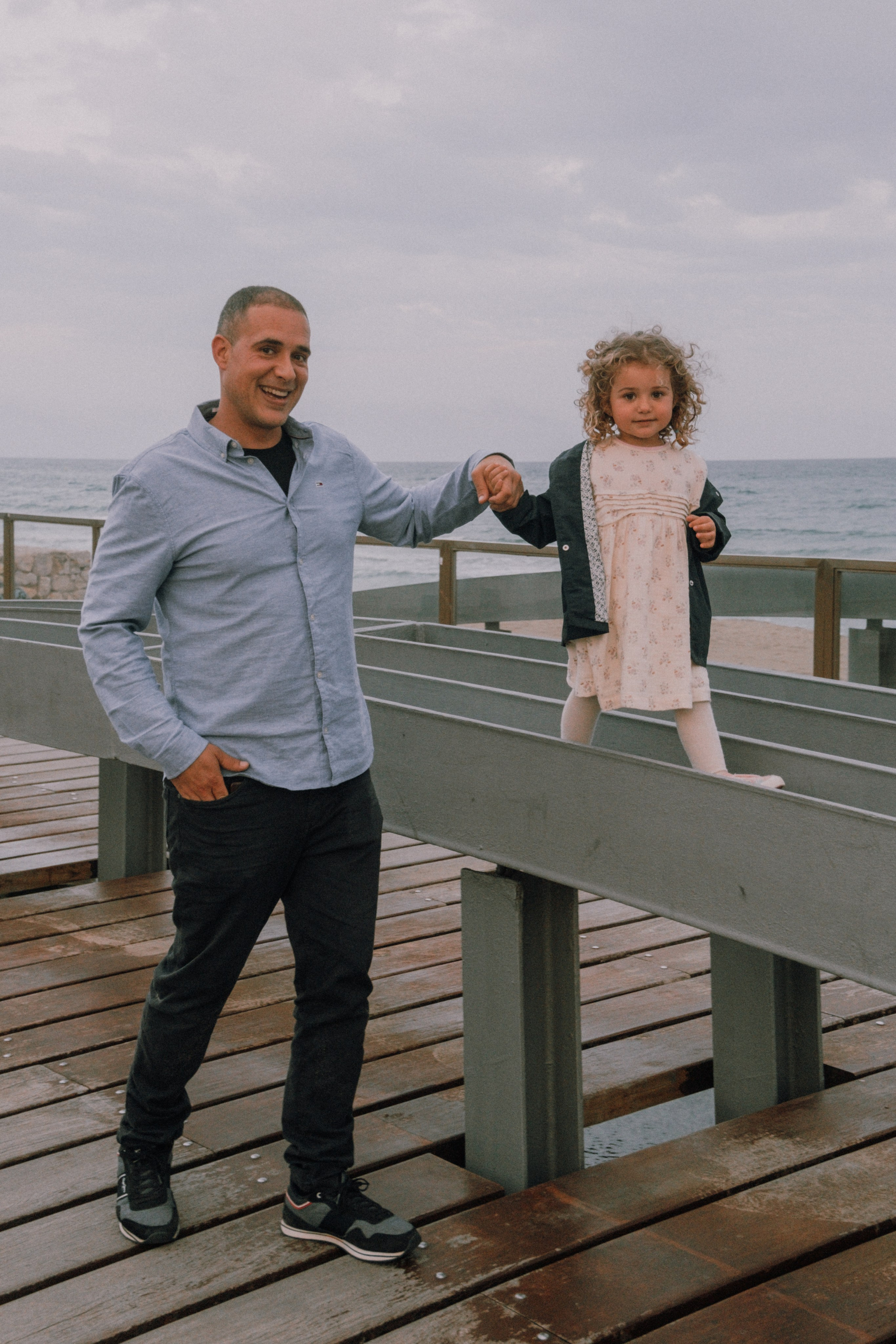 Семейная фотосессия на пляже. Профессиональная фотосъемка в Калафелле — Елена Медведева