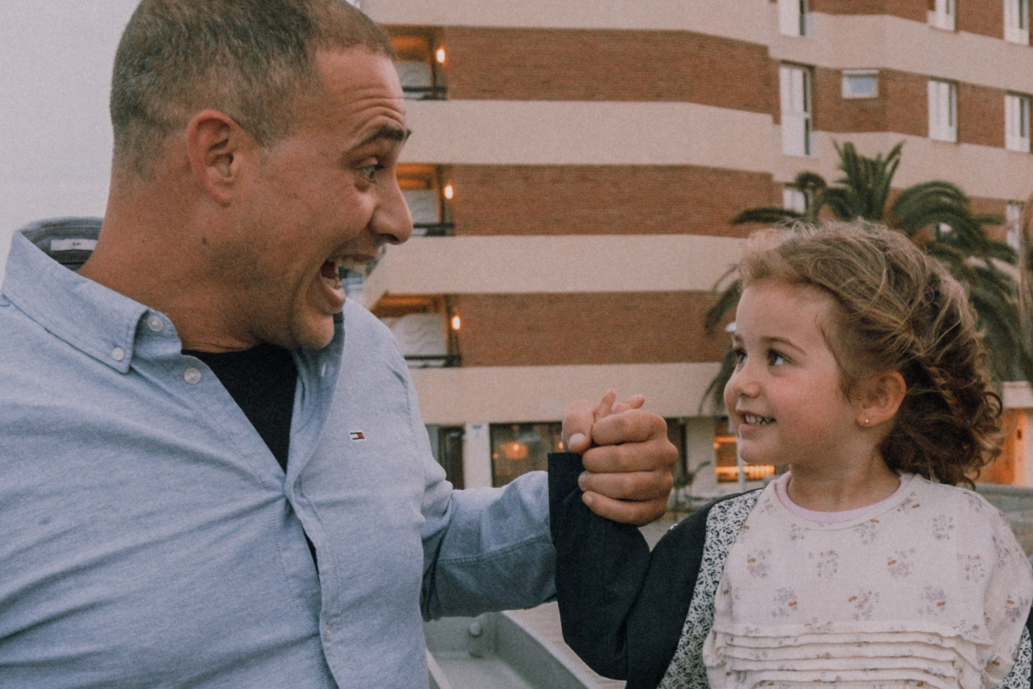 Семейная фотосессия на пляже. Профессиональная фотосъемка в Калафелле — Елена Медведева