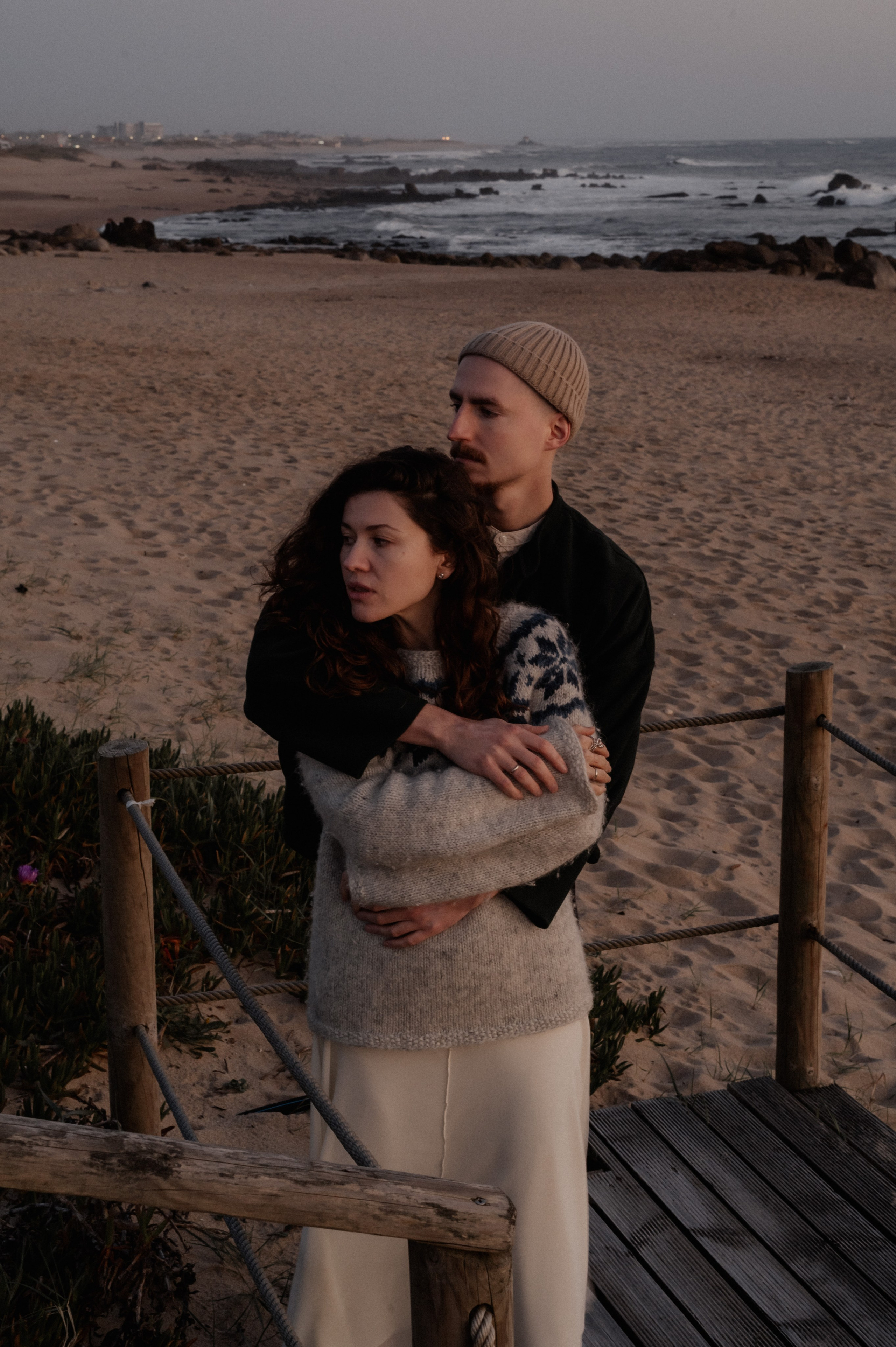 Zuhause im Herzen | Shooting an der Ozeanküste. Fotografin Ansbach - Paare | Hochzeit | After Wedding