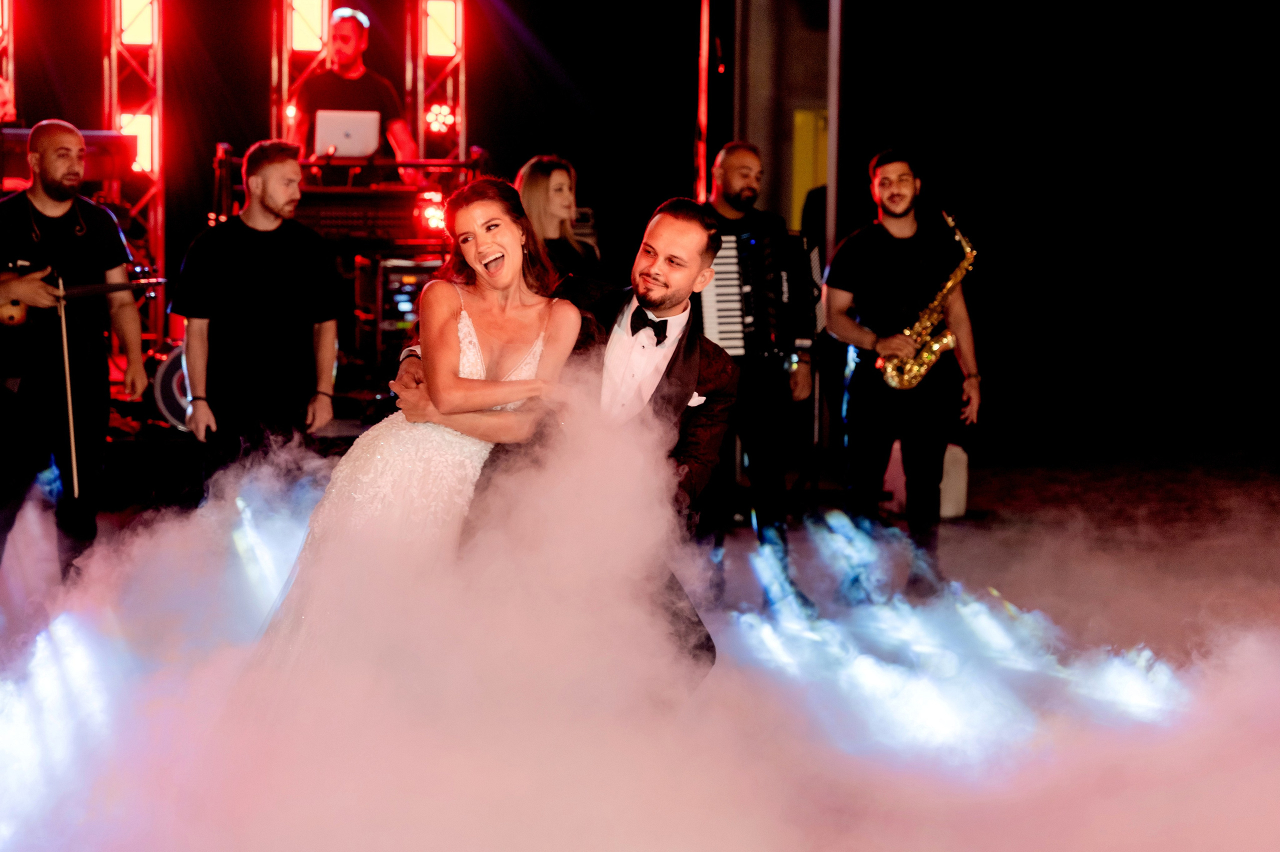 Laura si Felix - Nunta la Domeniile Saftica. Fotografi de nunta in Bucuresti, Iulia si Stefan Ovidiu