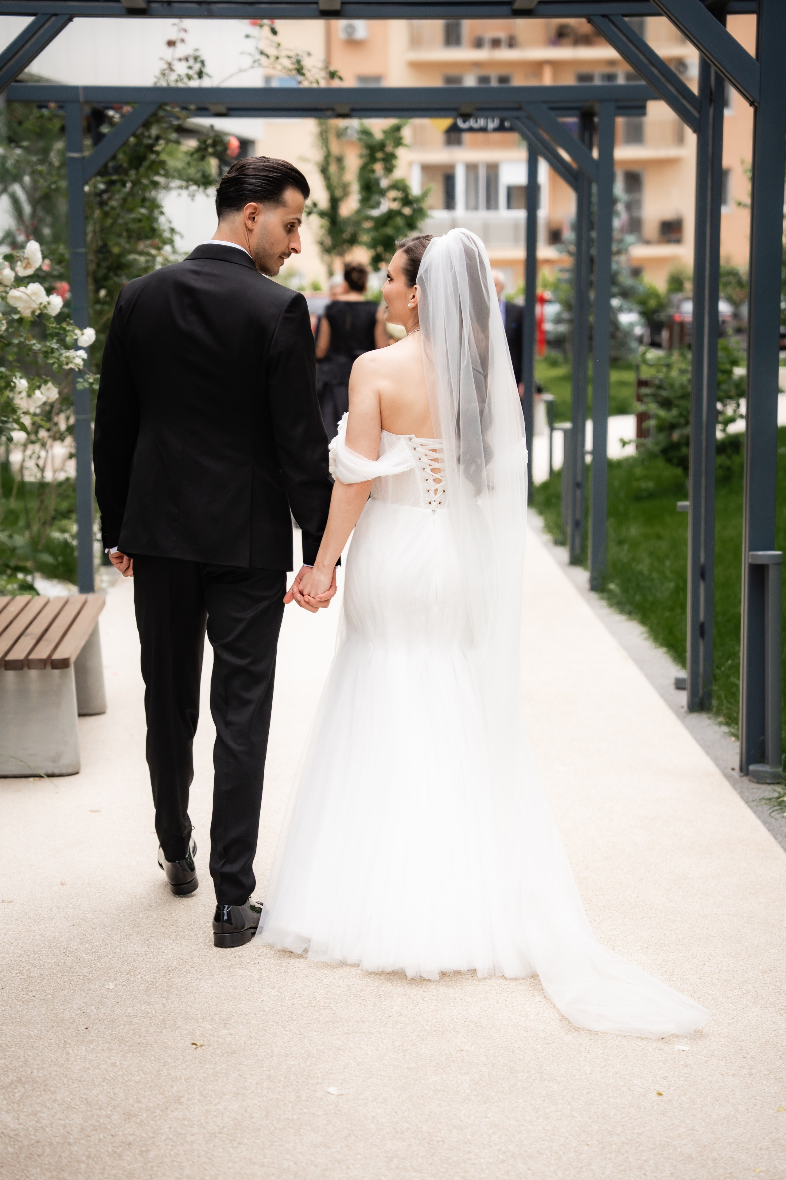 Nunta Ana si Andrei — Love story de Mai. Fotografi de nunta in Bucuresti, Iulia si Stefan Ovidiu