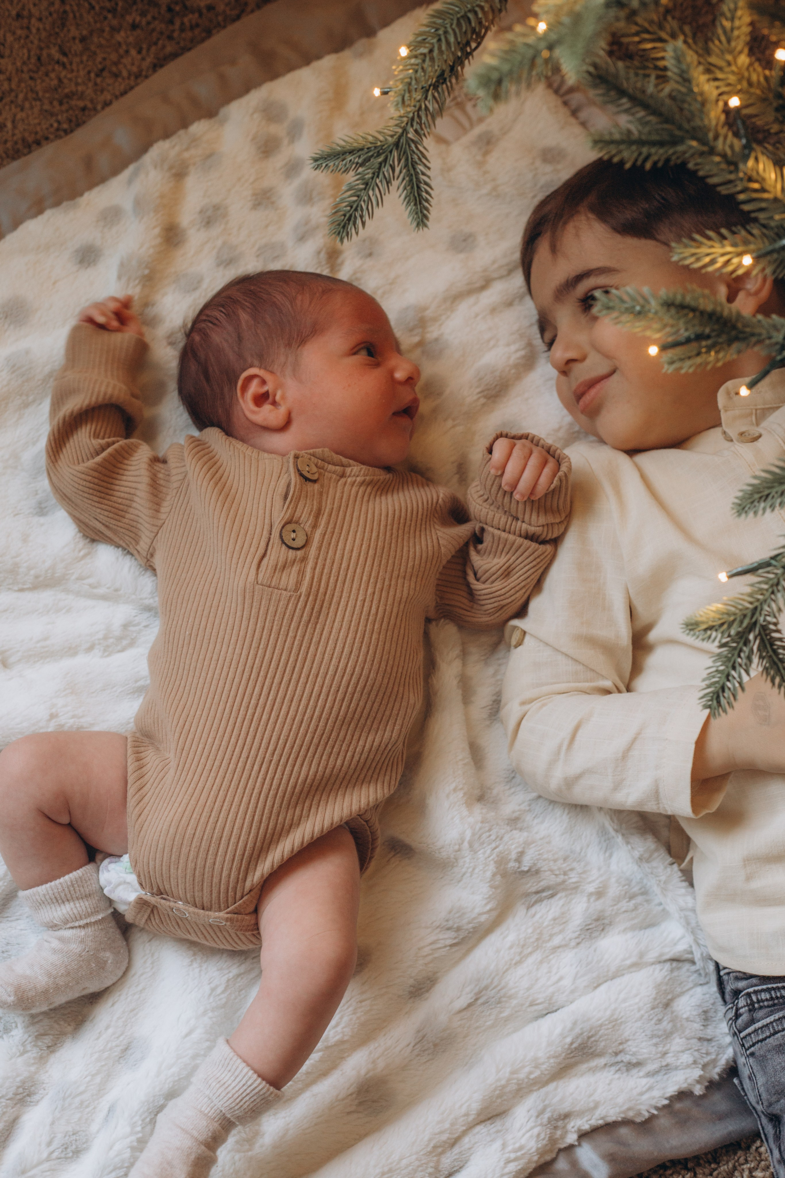 Newborn and family. Family and children’s lifestyle photographer Elena Tumanova