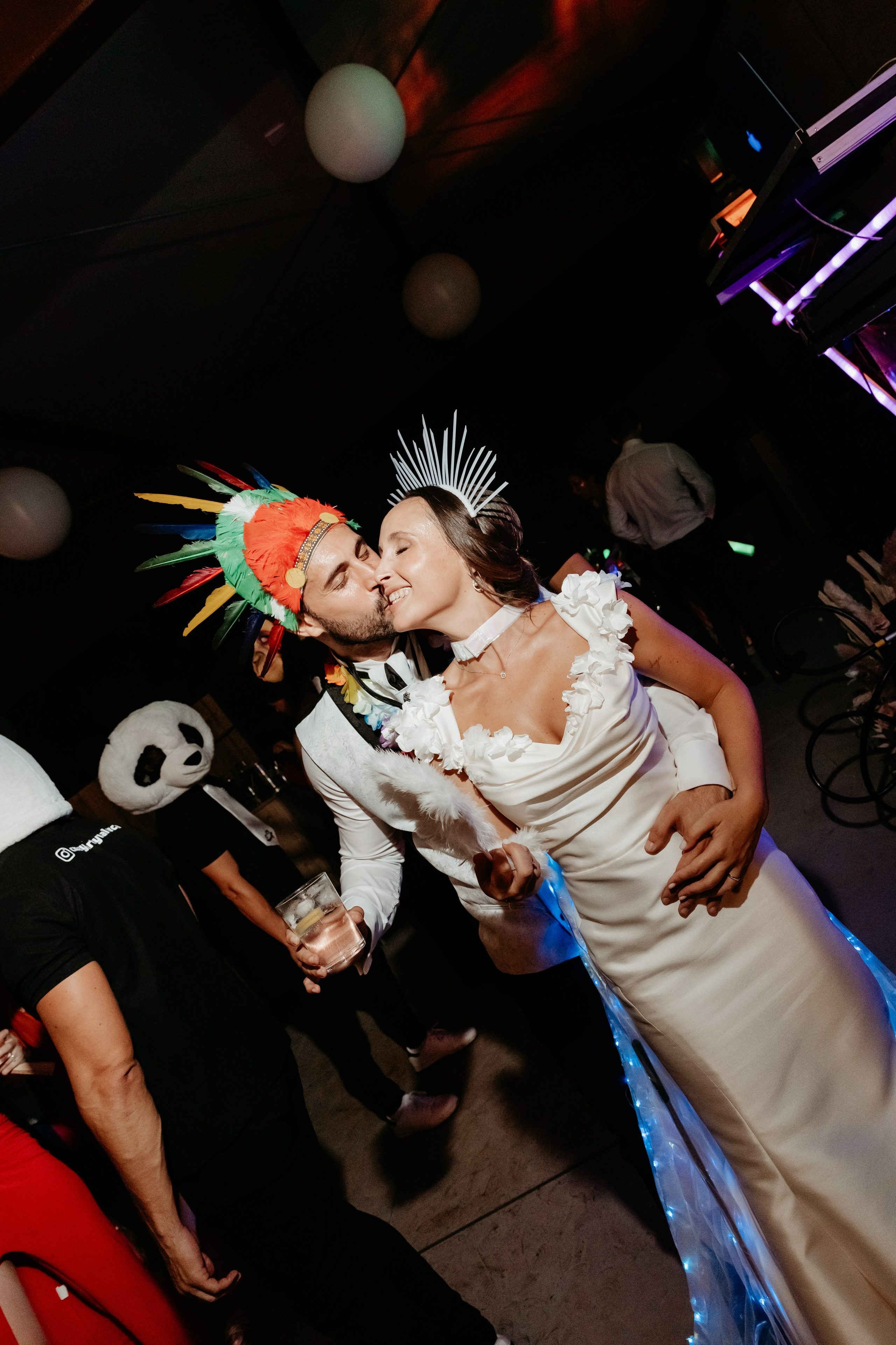 Víctor y Carmen. Ramoné Fotografía · Fotógrafo de Bodas en Alicante, Murcia y Valencia | Reportaje Natural y Documental