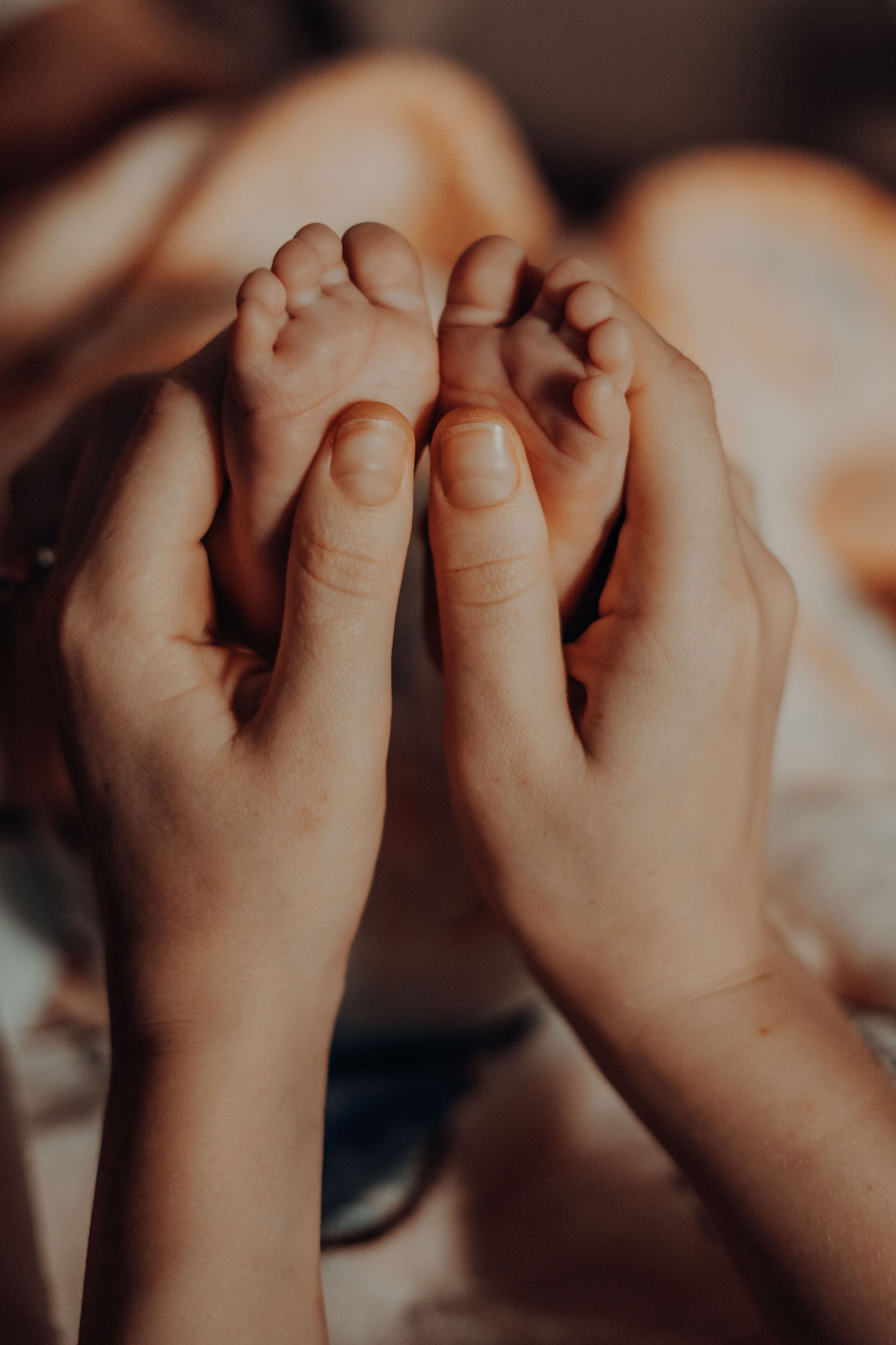 Newborn Family Shooting. Foto-Video Nunta Iasi, Suceava, Bucuresti / Disponibilitate 2025 — 2026 — 2027