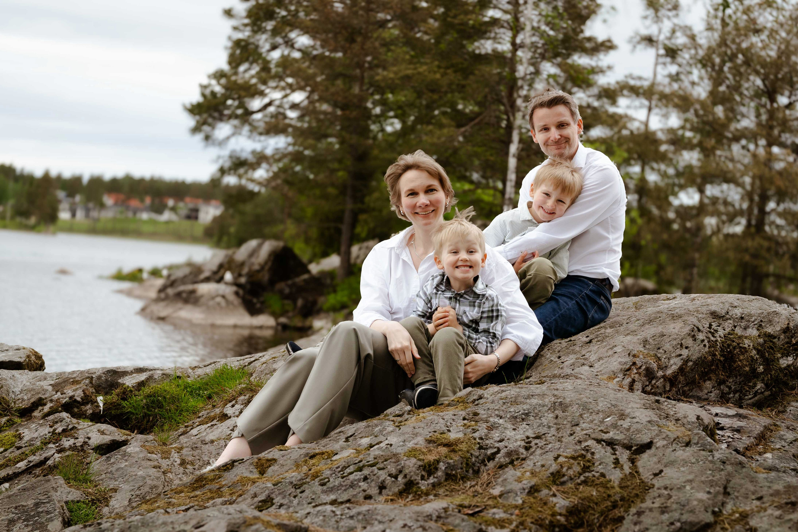 Utefotografering. Konfirmasjon fotograf. Oslo, Østfold, Mysen. Natalia Garmann