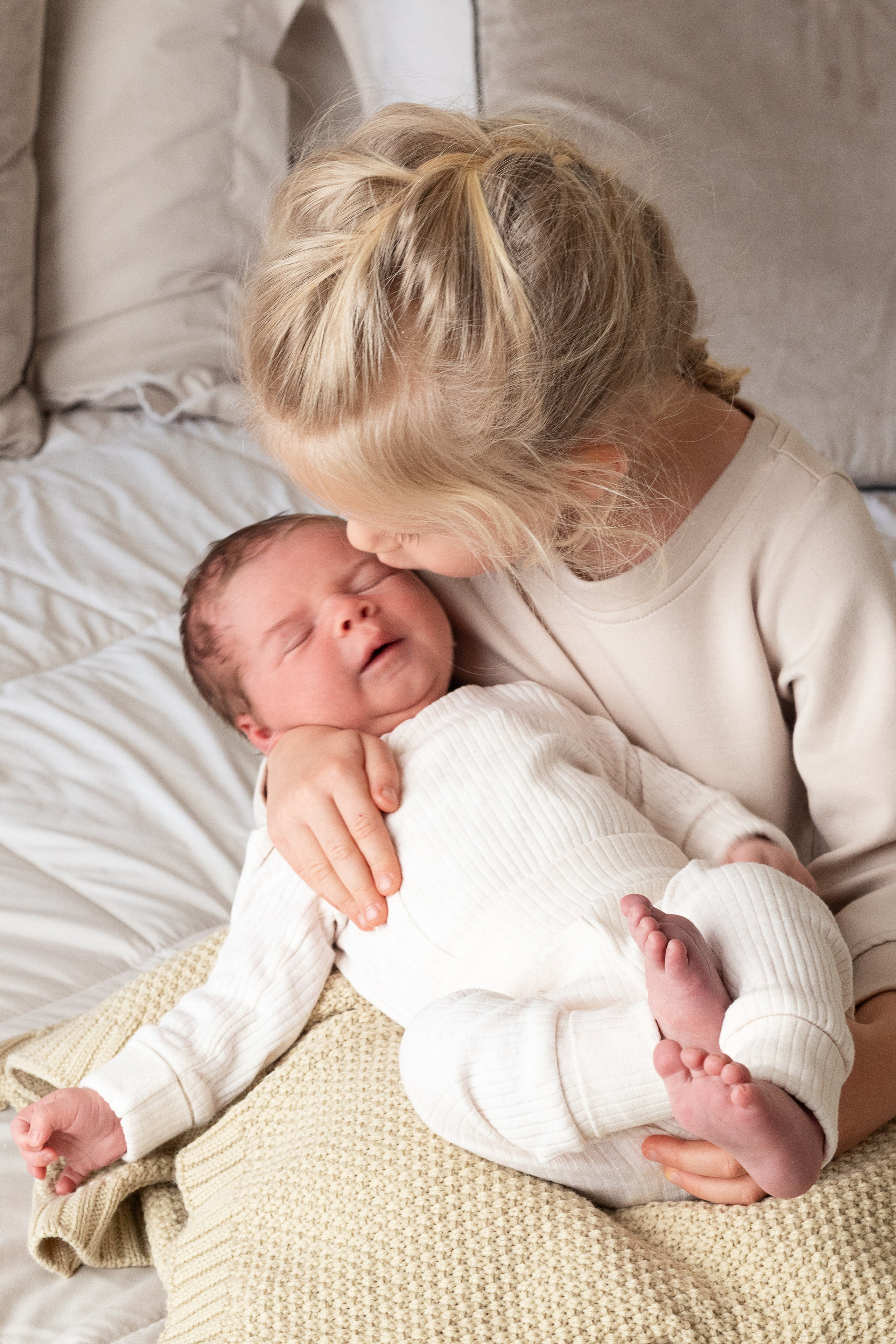 Newborn LifeStyle. Mary Newborn Photo