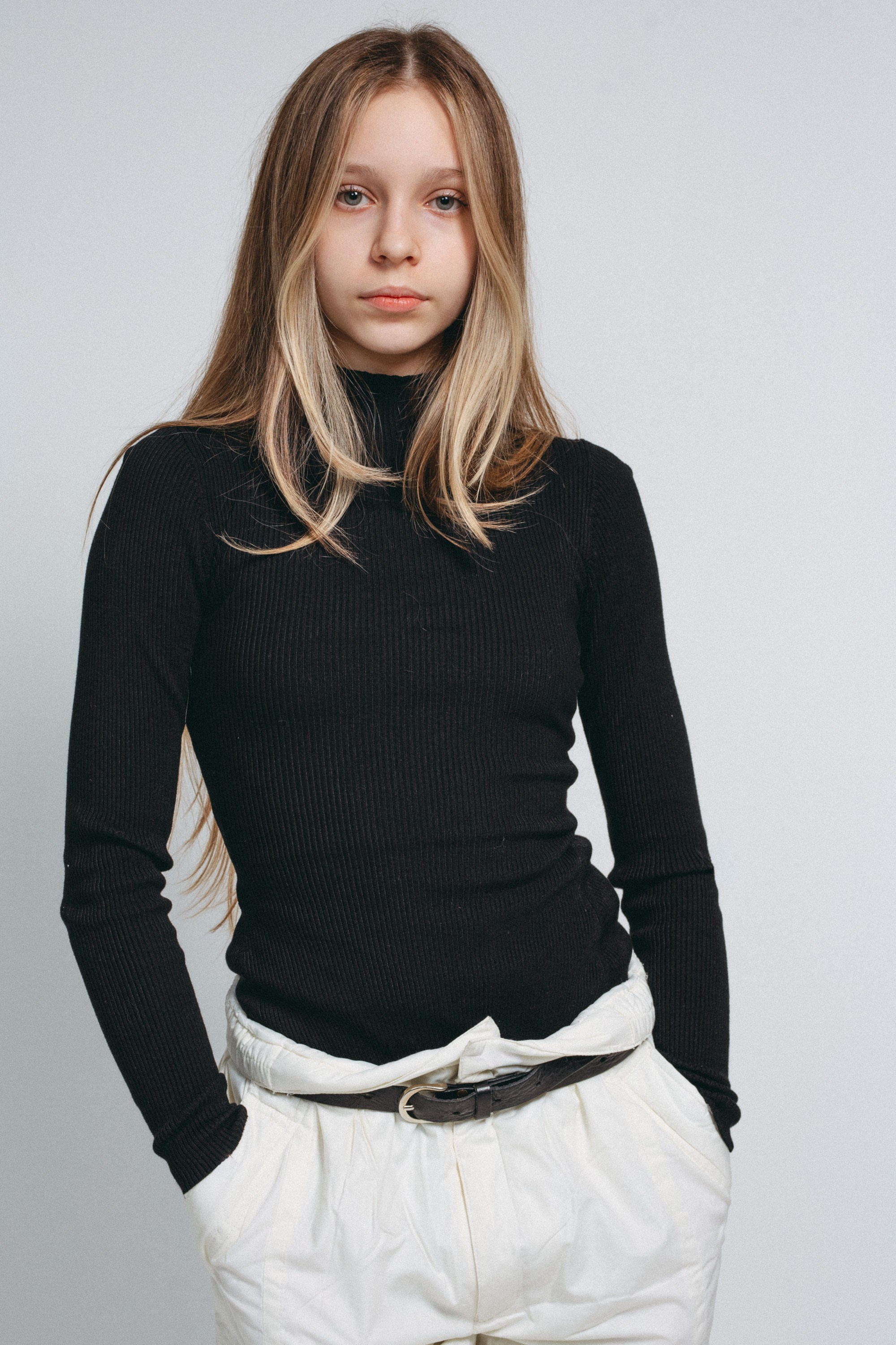 Mallikuvaus ● Lisa. Valokuvaaja Lahti, Helsinki Elena Salonen