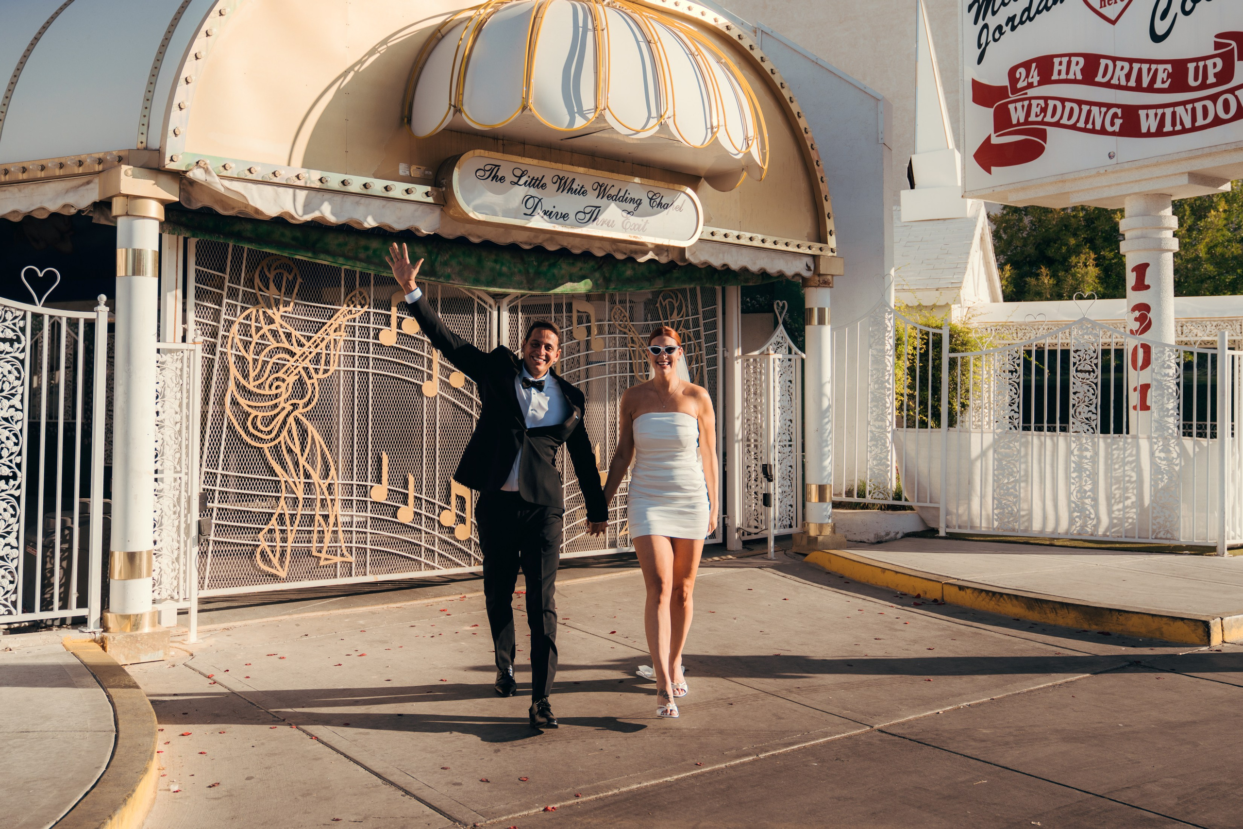 Lucas&Megan. Wedding & elopement photographer Viktoriya Kravtsov. Las Vegas