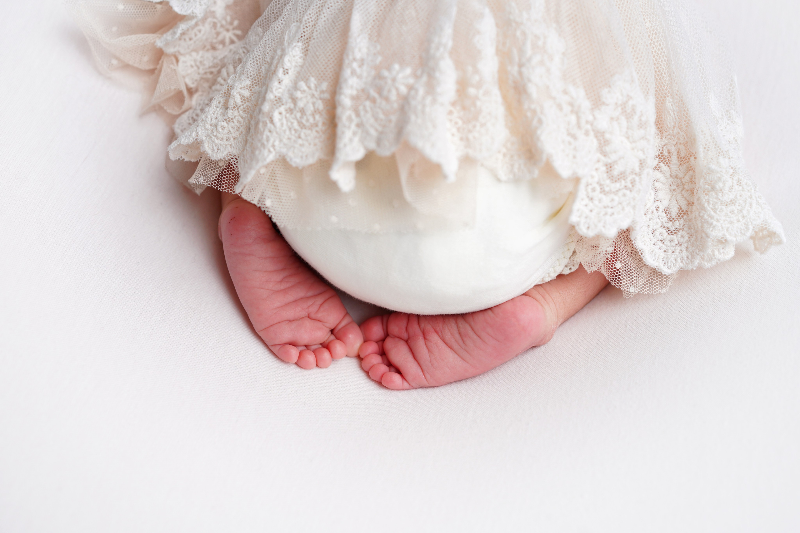 Newborn (1). Neugeborenenfotografin und Retoucher in Augsburg Nastassia Schneider