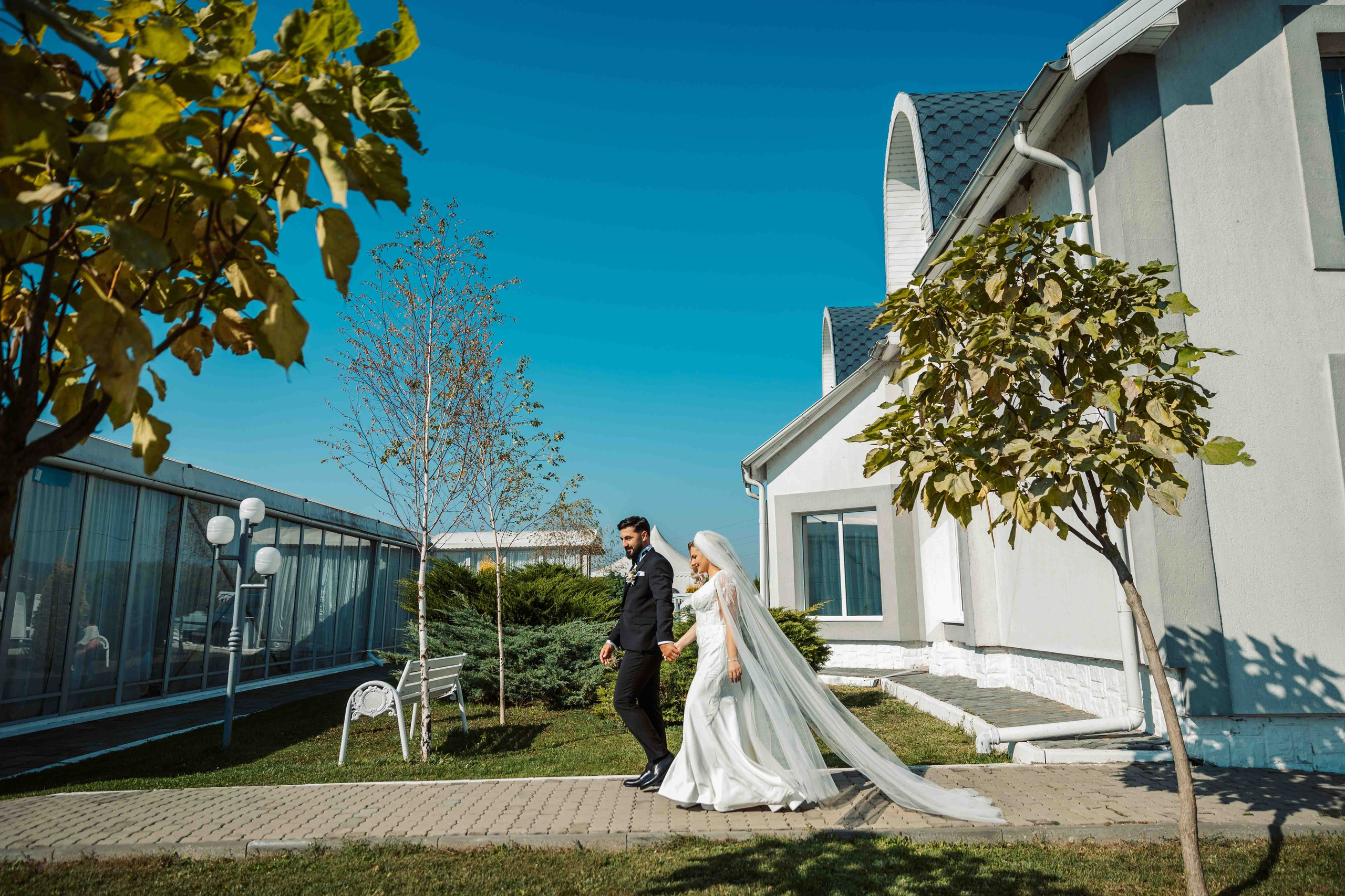 Roxana & Andrei. Contrast Studio