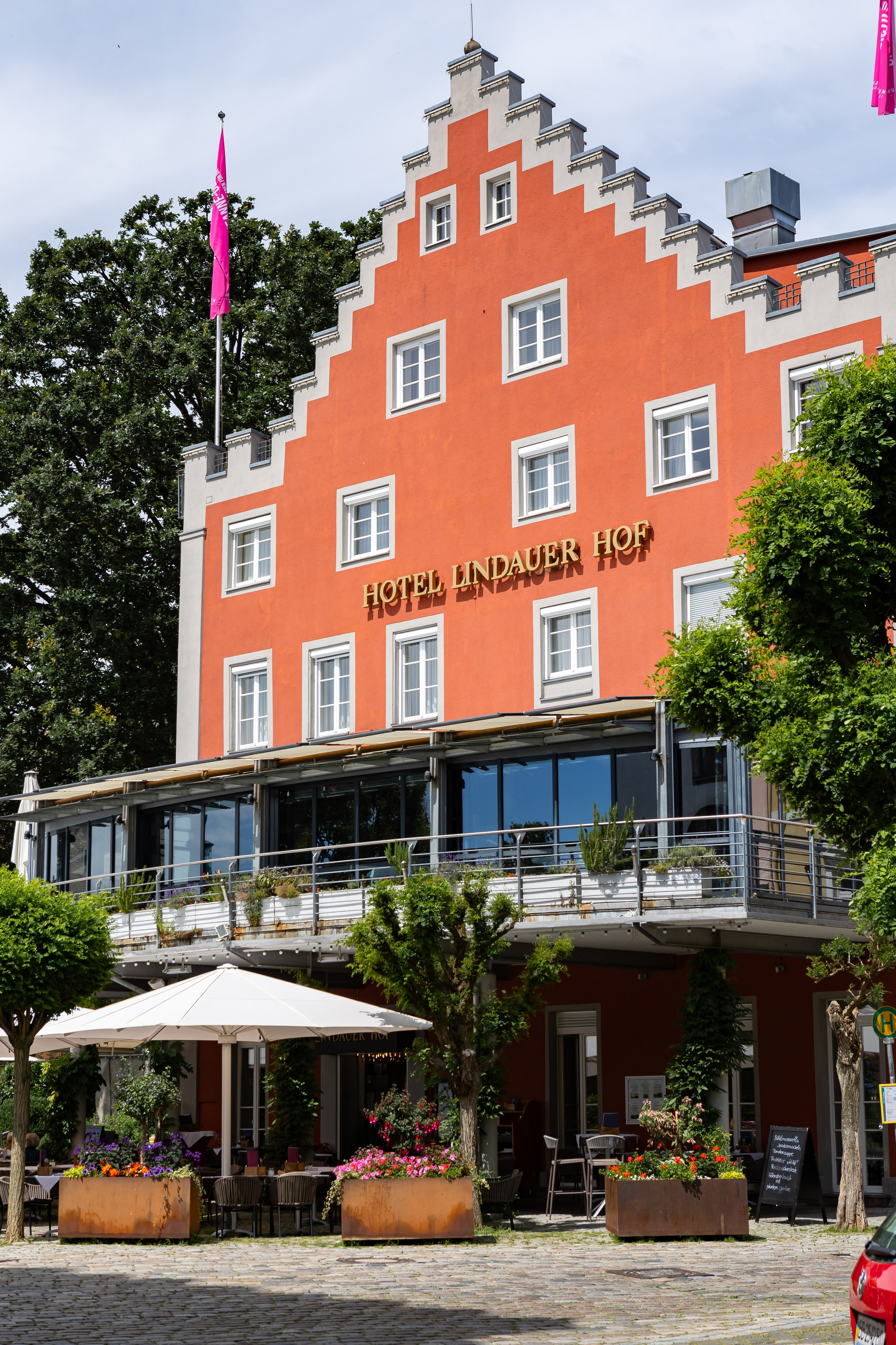 <img src="bild1.jpg" alt="Lindau Insel Fotografie kaufen"><img src="bild2.jpg" alt="Lindau Bodensee Bilder"><img src="bild3.jpg" alt="Lindau Altstadt Fotos kaufen"><img src="bild4.jpg" alt="Lindau Hafen Fotodruck"><img src="bild5.jpg" alt="Lindau Uferpromenade Wandbilder"><img src="bild6.jpg" alt="Lindau Kunstfotografie kaufen"><img src="bild7.jpg" alt="Lindau Leuchtturm und Löwe Bilder"><img src="bild8.jpg" alt="Lindau Innenstadt schöne Bilder"><img src="bild9.jpg" alt="Lindau Landschaftsfotografie kaufen"><img src="bild10.jpg" alt="Lindau Bodensee Fotos als Deko">