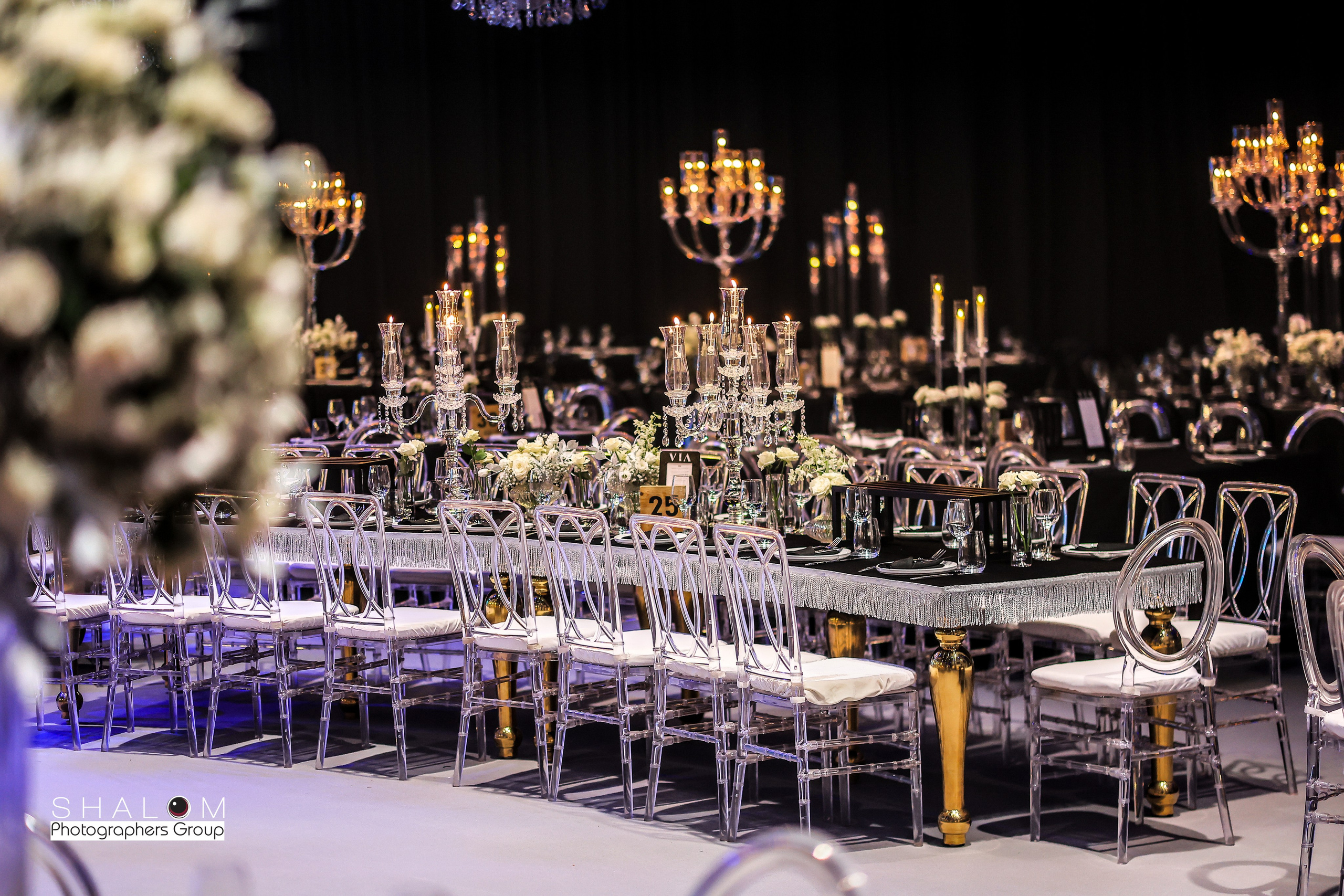 VIA / BASICO. Wedding and events photographers Studio Shalom