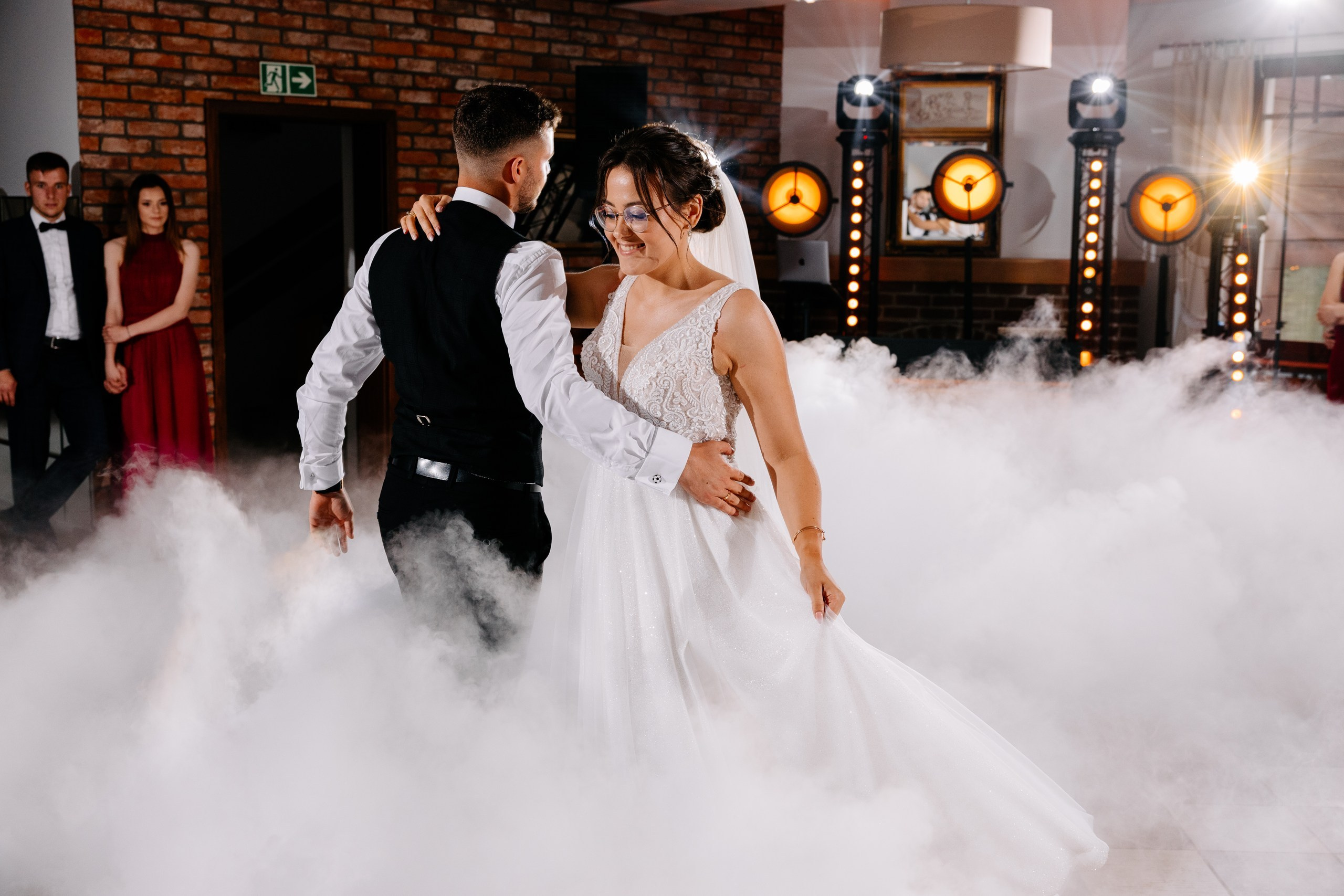 Klaudia ♡ Adrian. Fotograf Ślubny Warszawa - Sesje Biznesowe Rodzinne Eventy