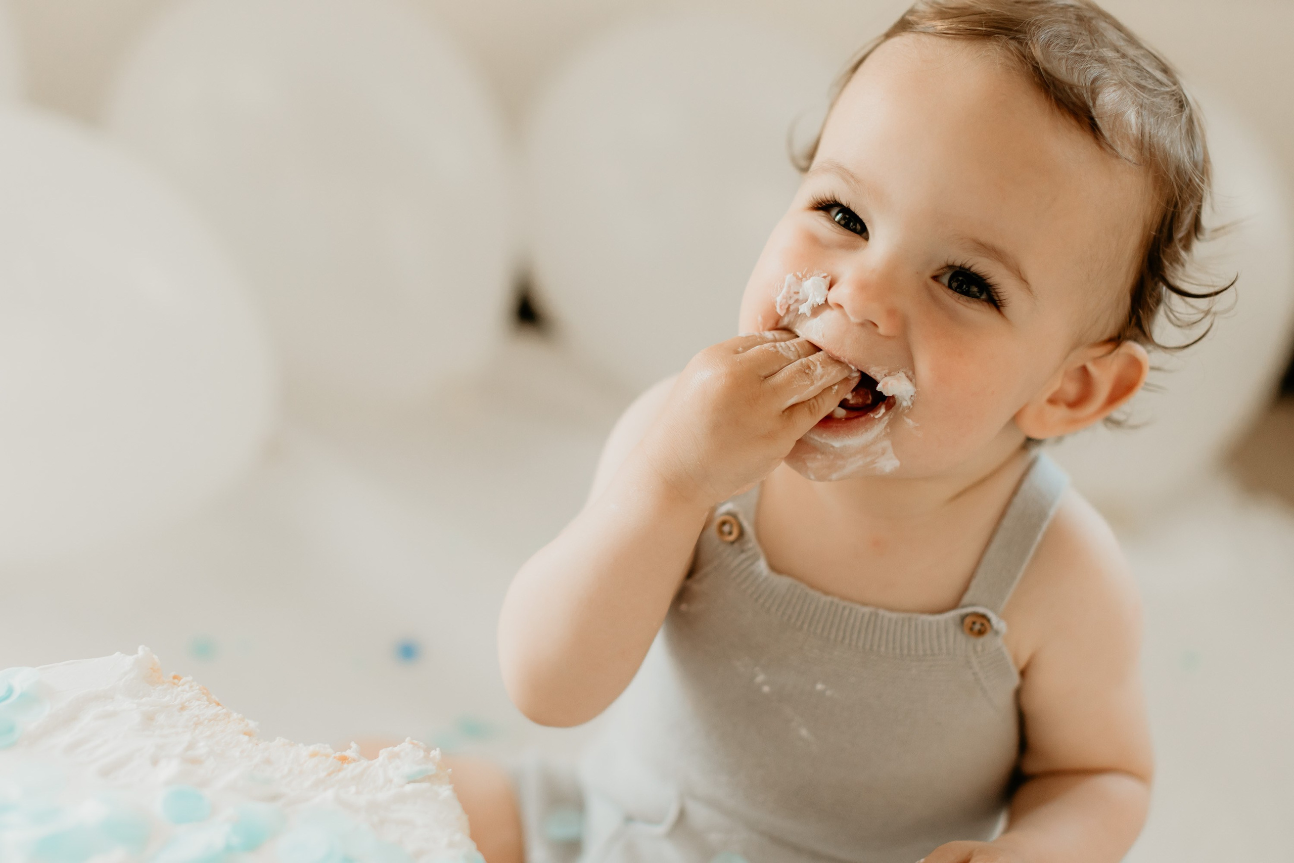 Cake Smash Session. Family and children photographer in Belgrade Milja Ciric