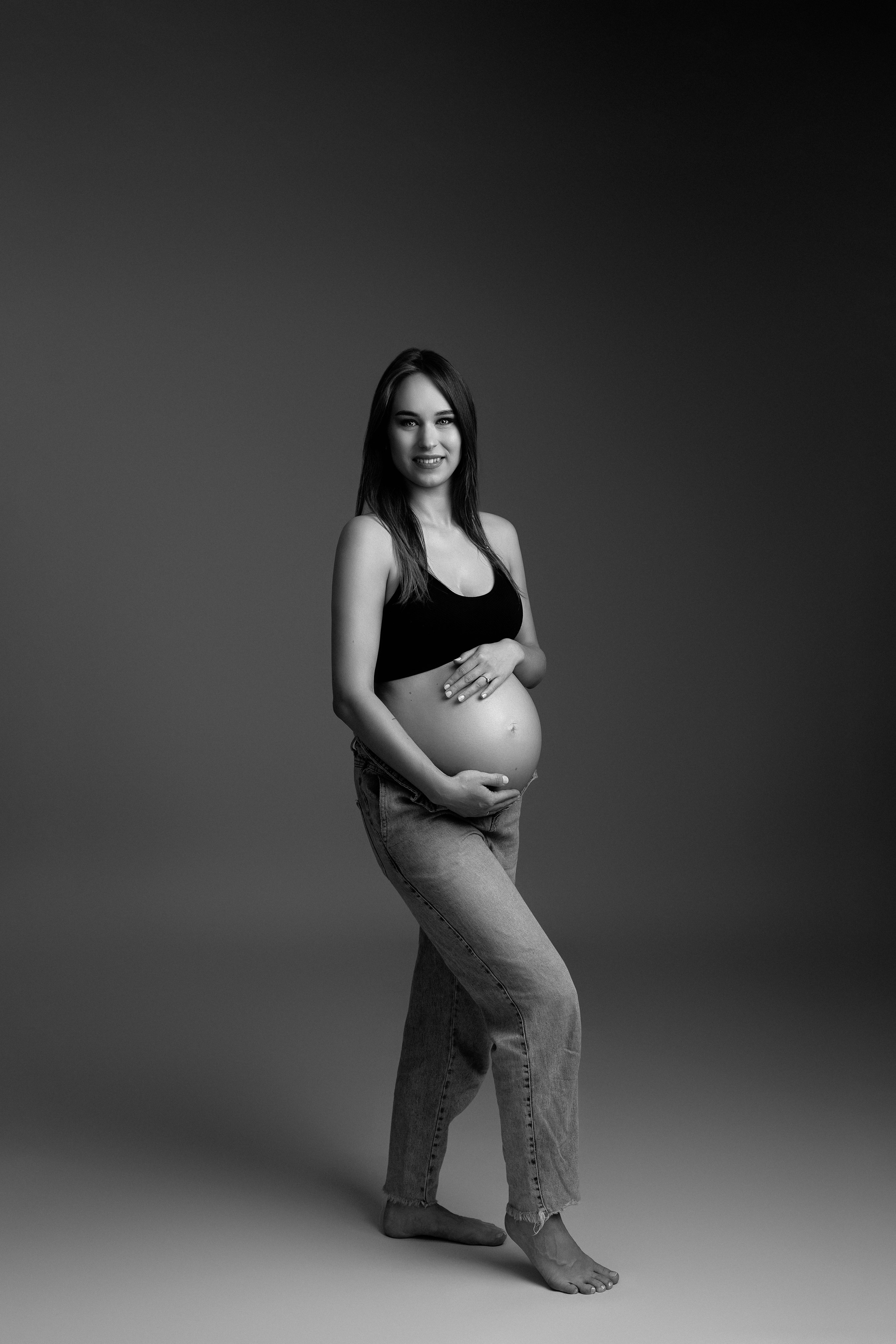 Babybauch. Neugeborene- Schwangerschaft- und Kinder Fotografin in Lehre