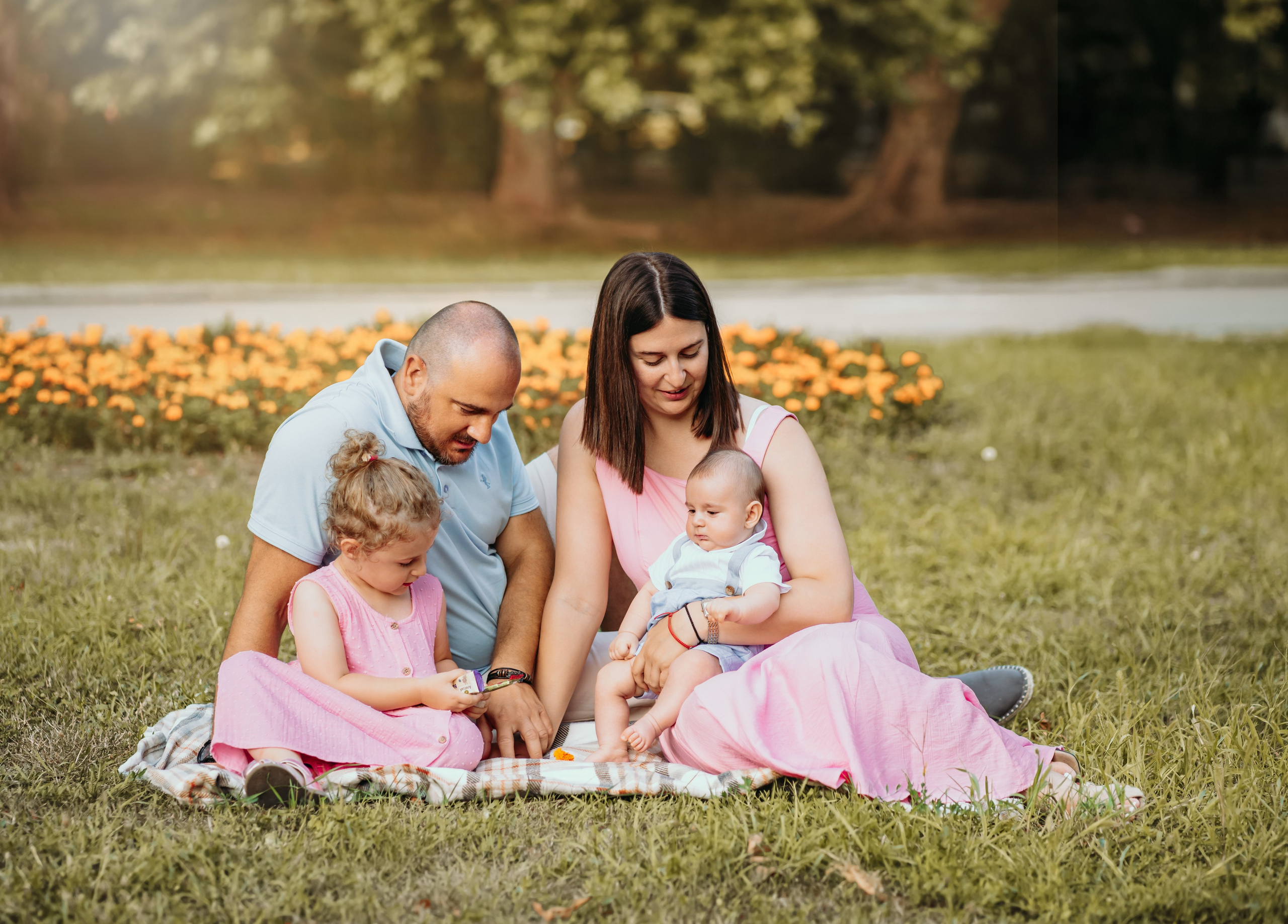 FOTOGRAFISANJE U PRIRODI. DEČIJI FOTOGRAF BEOGRAD|NOVOGODISNJE FOTOGRAFISANJE|CAKE SMASH