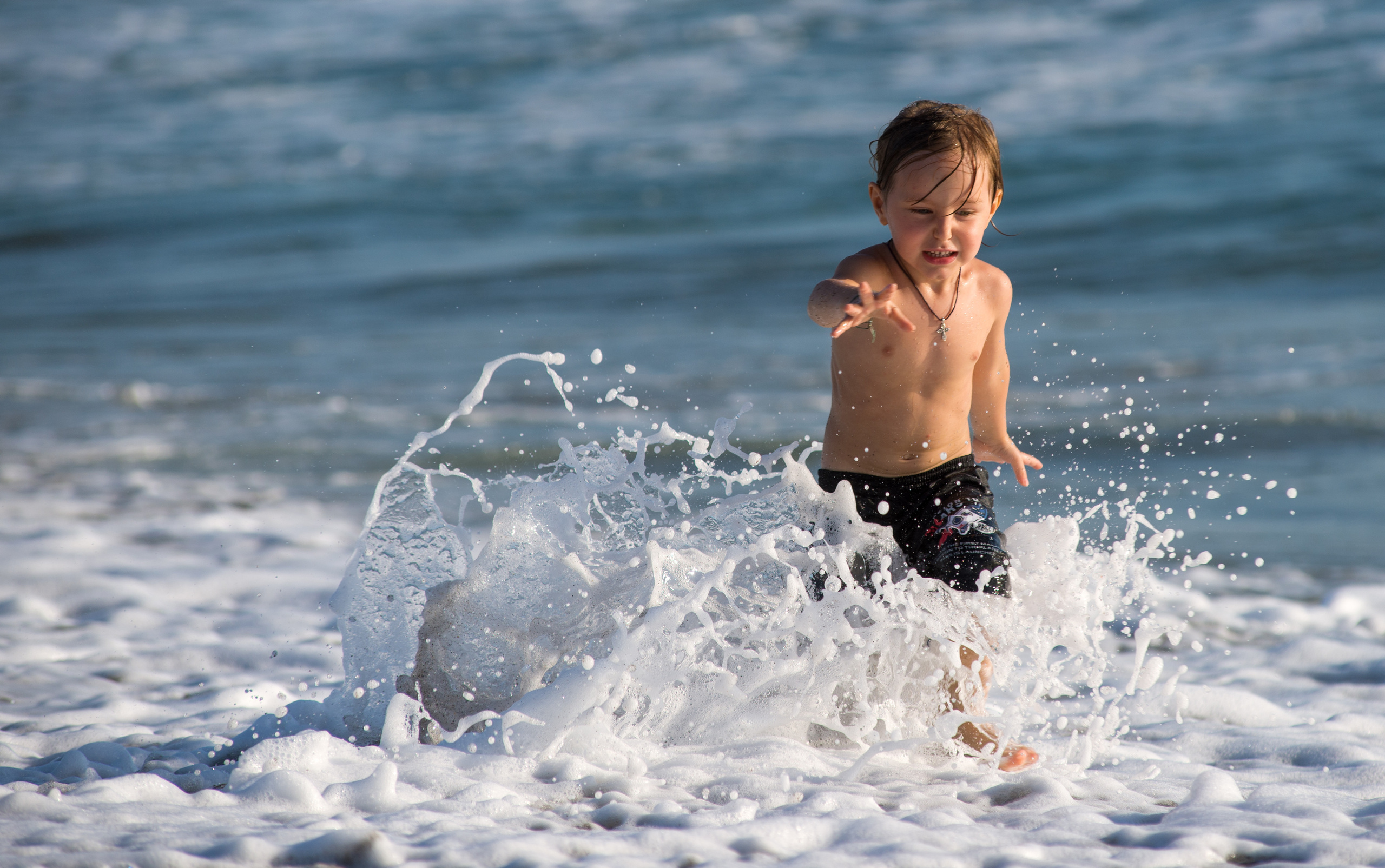 Family. Unit still photographer Roman Galasun