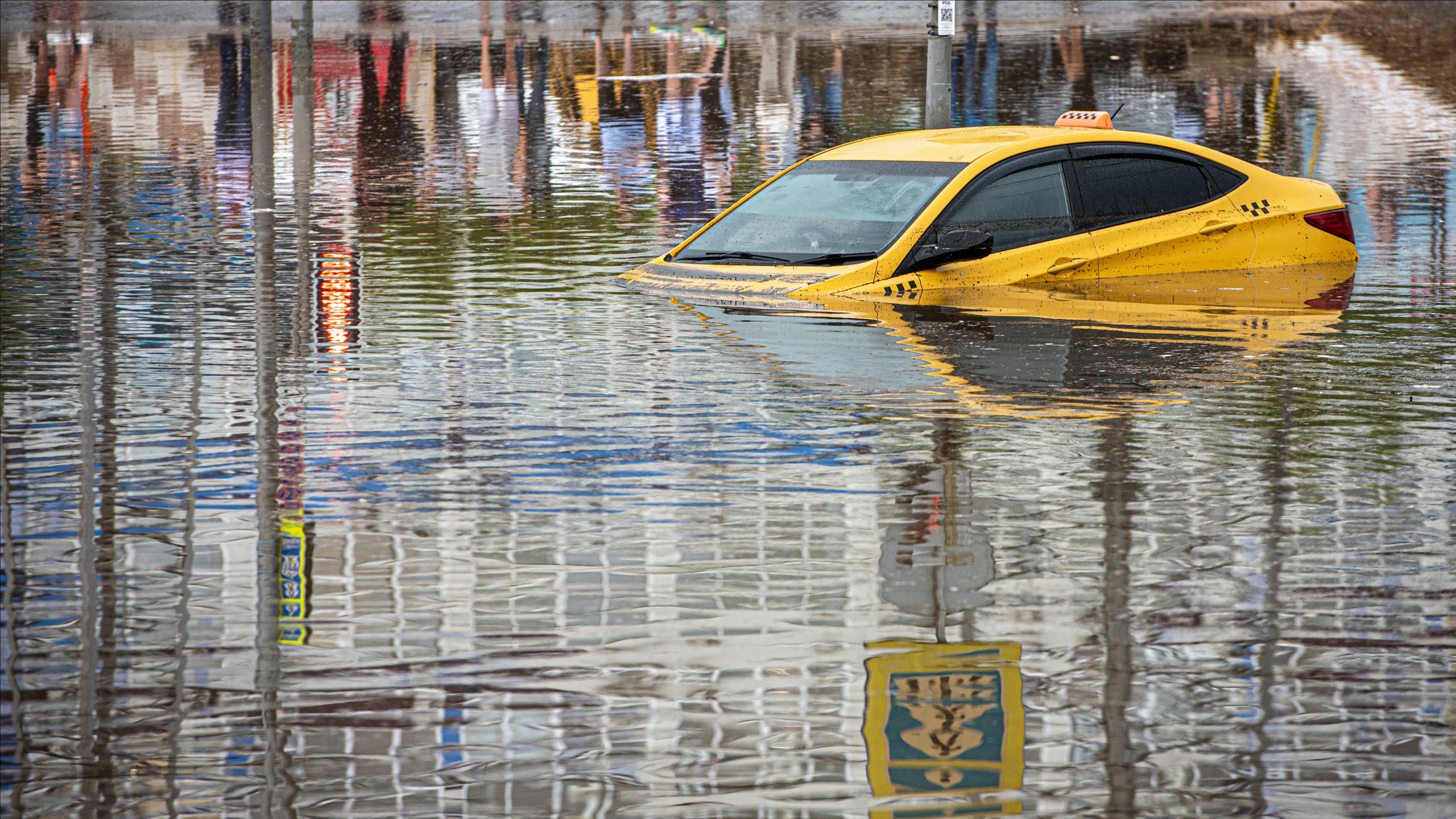 Street. Unit still photographer Roman Galasun
