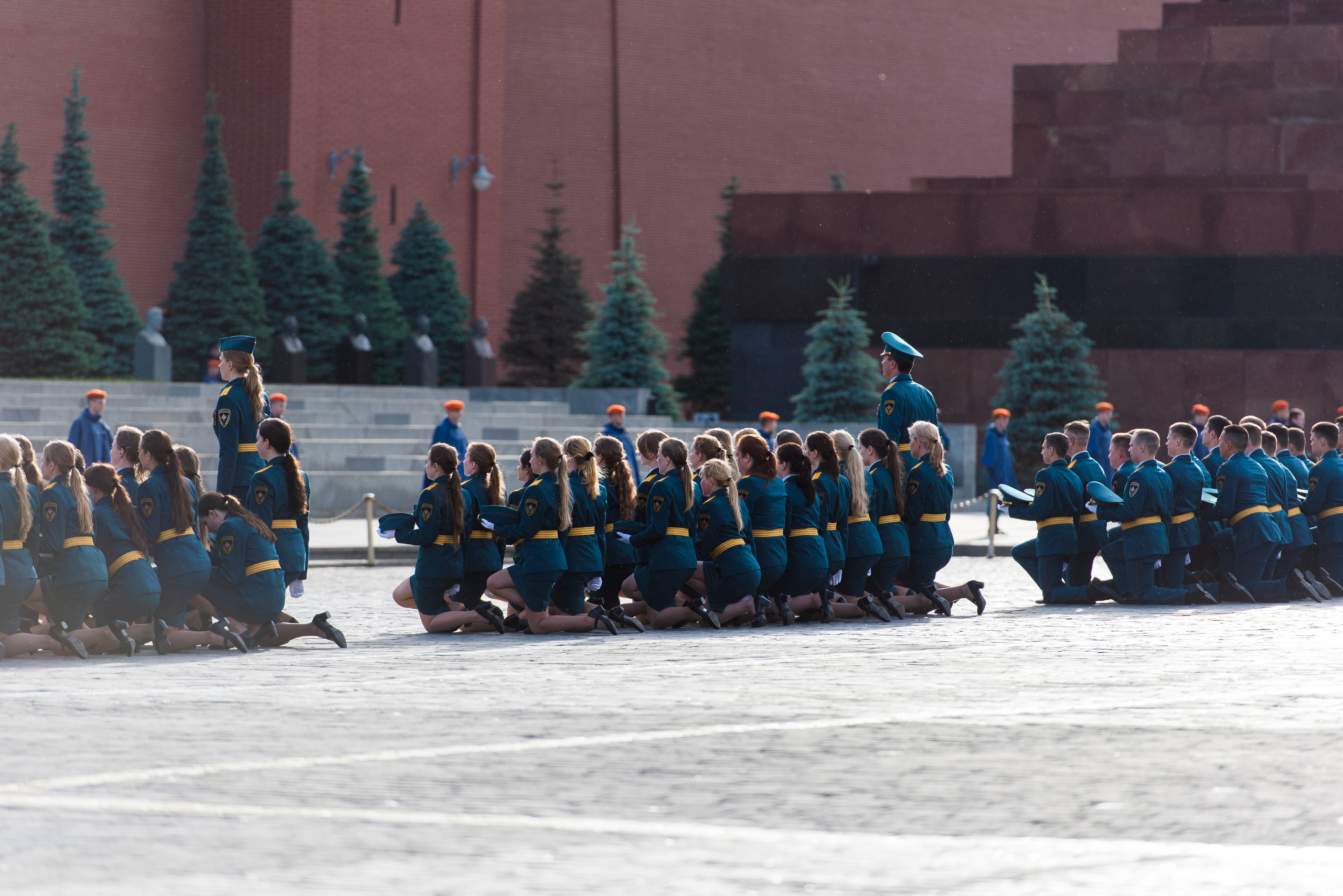 Street. Unit still photographer Roman Galasun