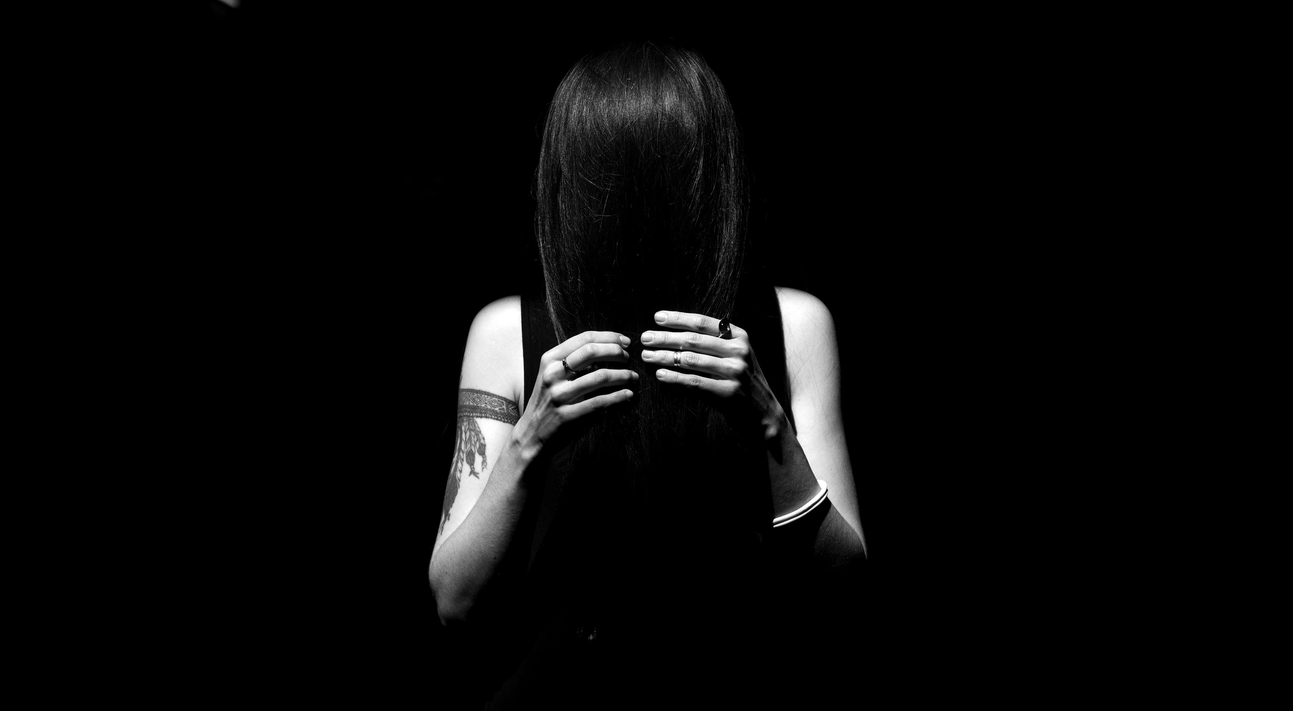 Black and White. Unit still photographer Roman Galasun