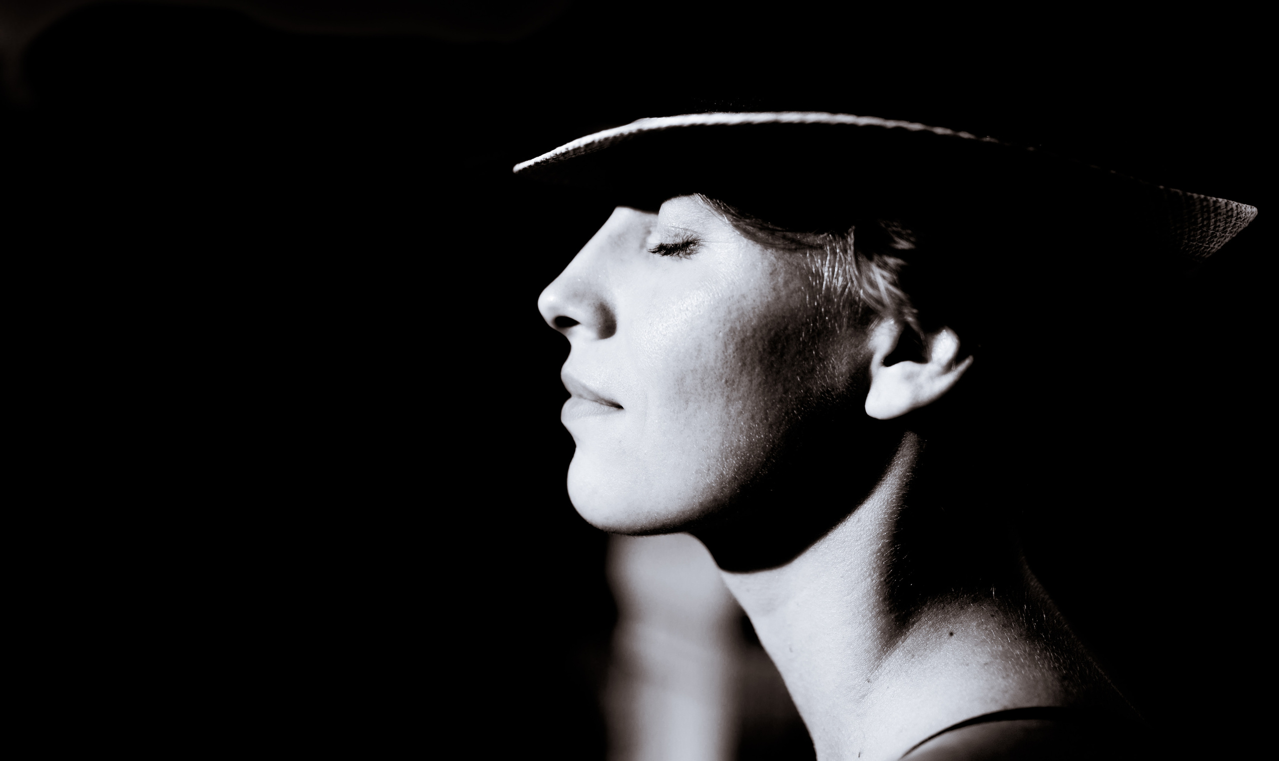 Black and White. Unit still photographer Roman Galasun