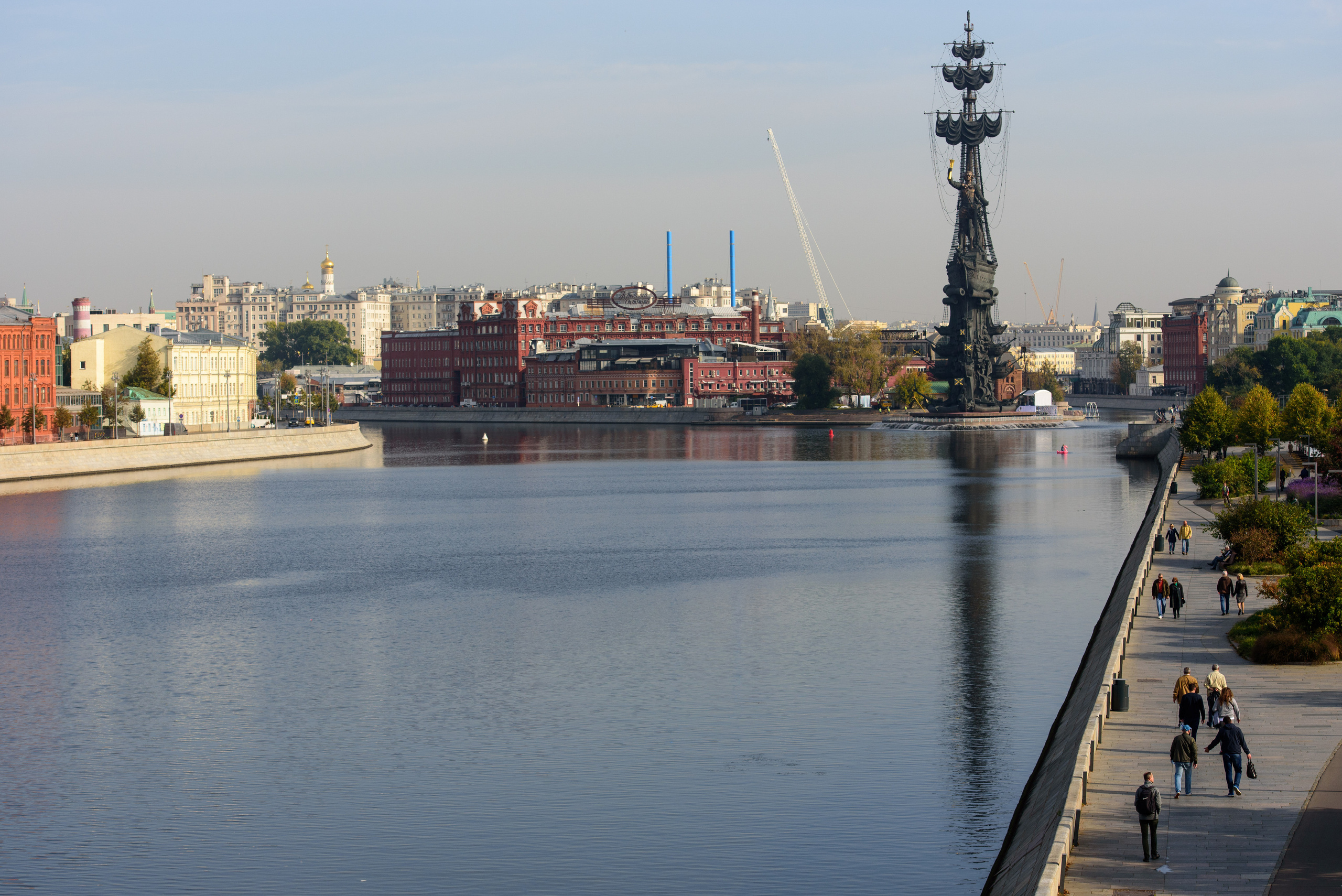 Street. Unit still photographer Roman Galasun