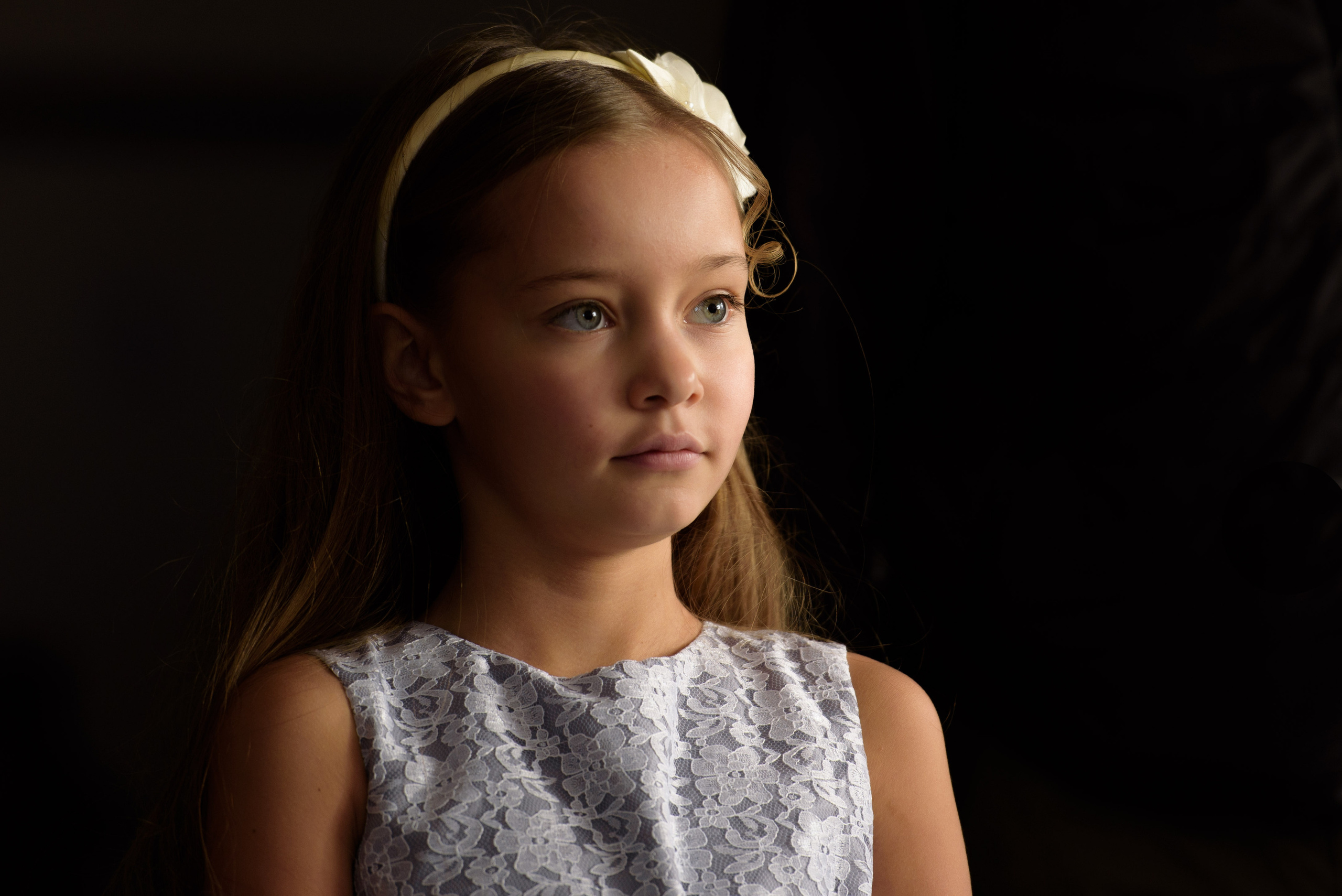 Family. Unit still photographer Roman Galasun