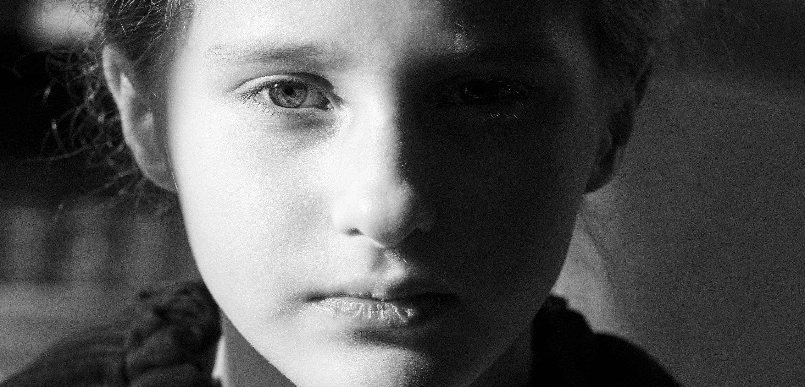 Family. Unit still photographer Roman Galasun