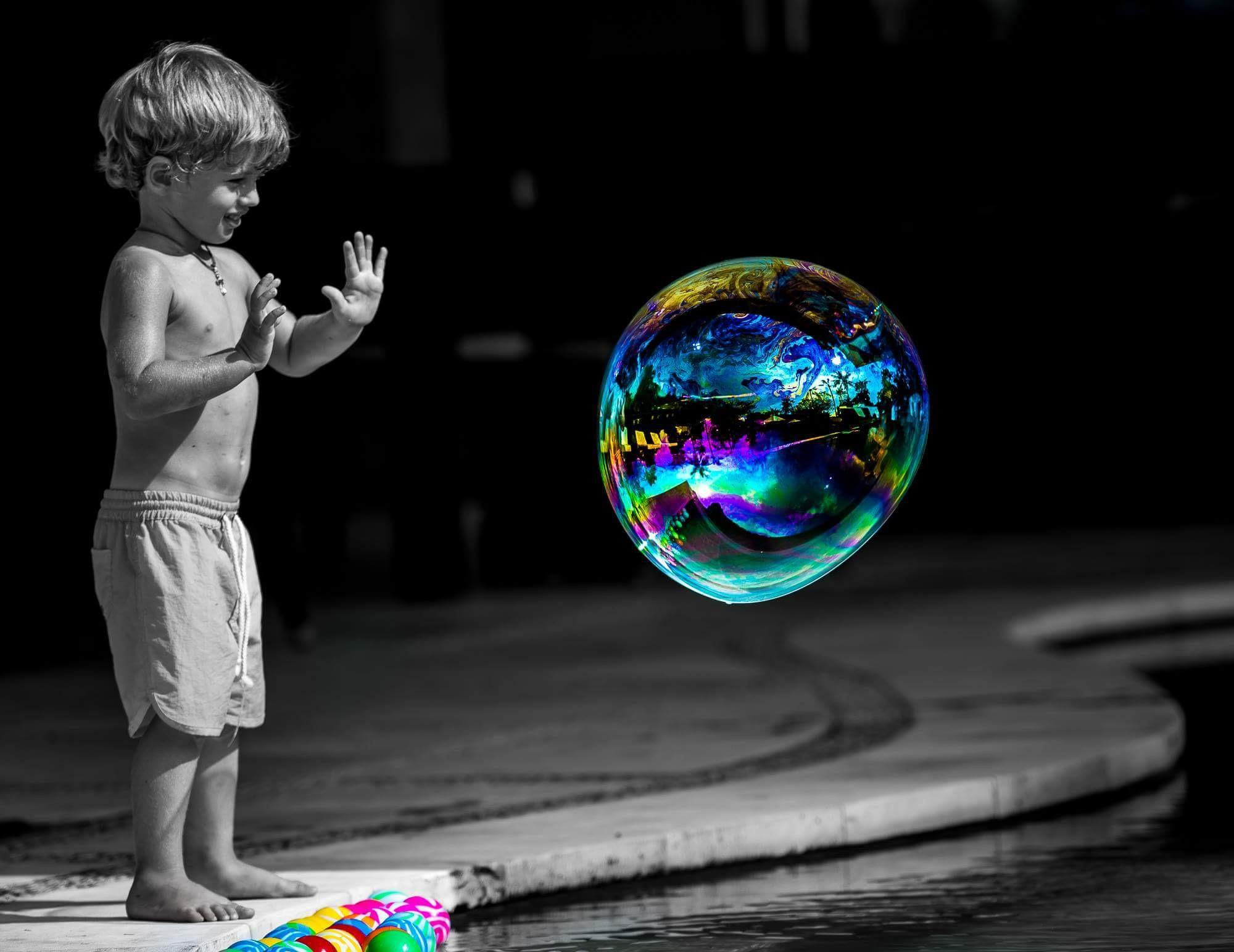 Family. Unit still photographer Roman Galasun