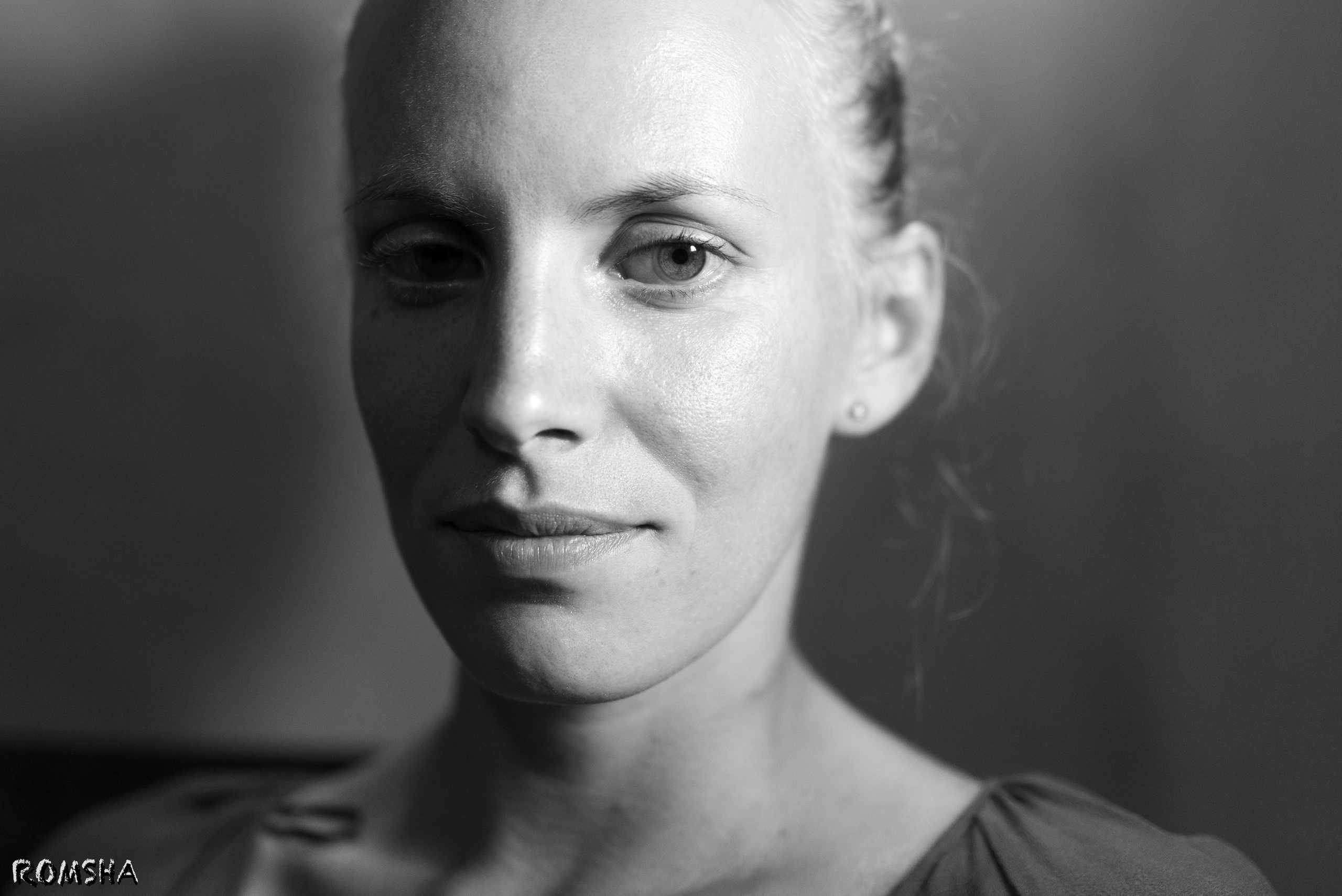 Black and White. Unit still photographer Roman Galasun