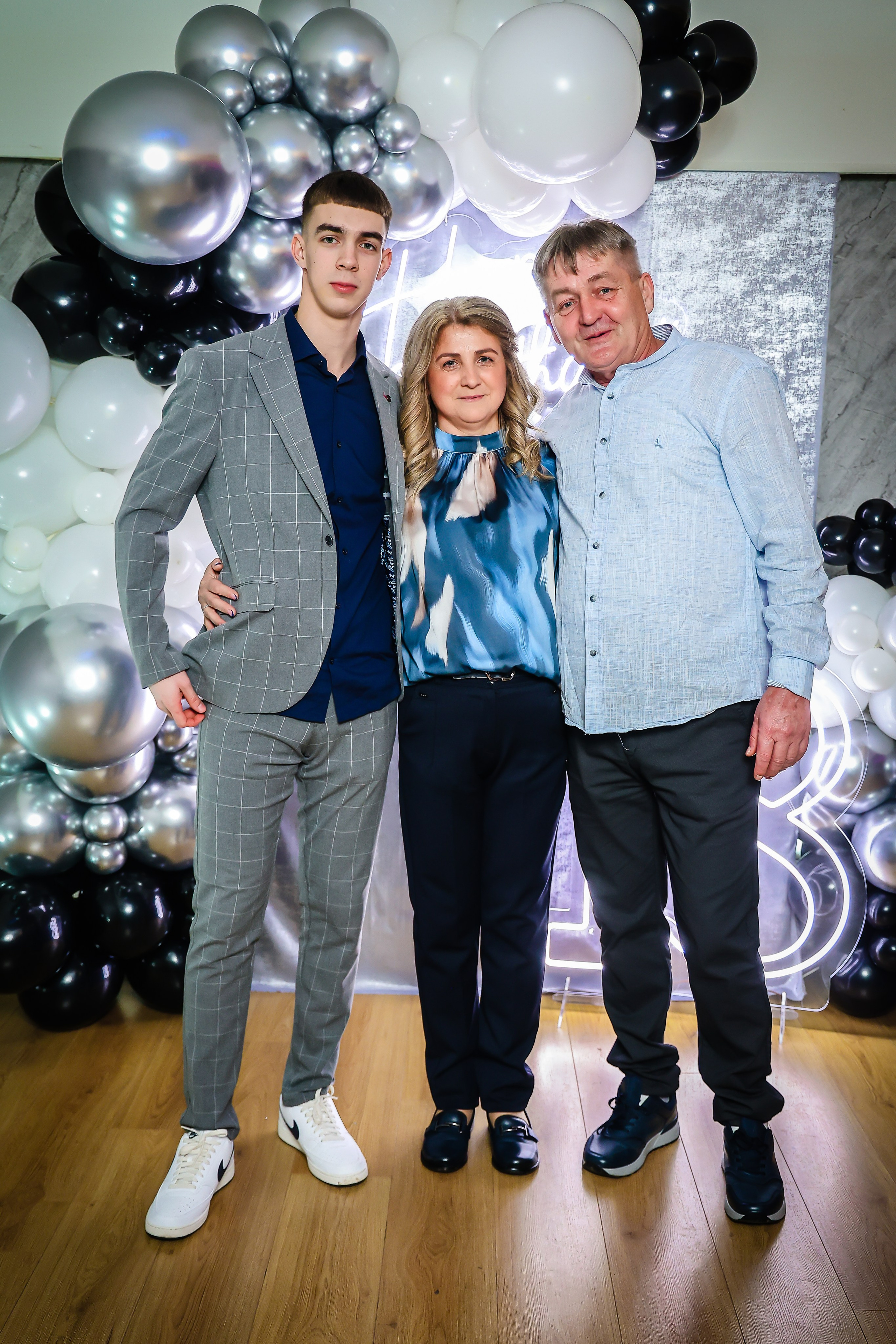 Stefan. ZORAN TORĐAN — FOTOGRAF I VIDEO PRODUCENT Zrenjanin