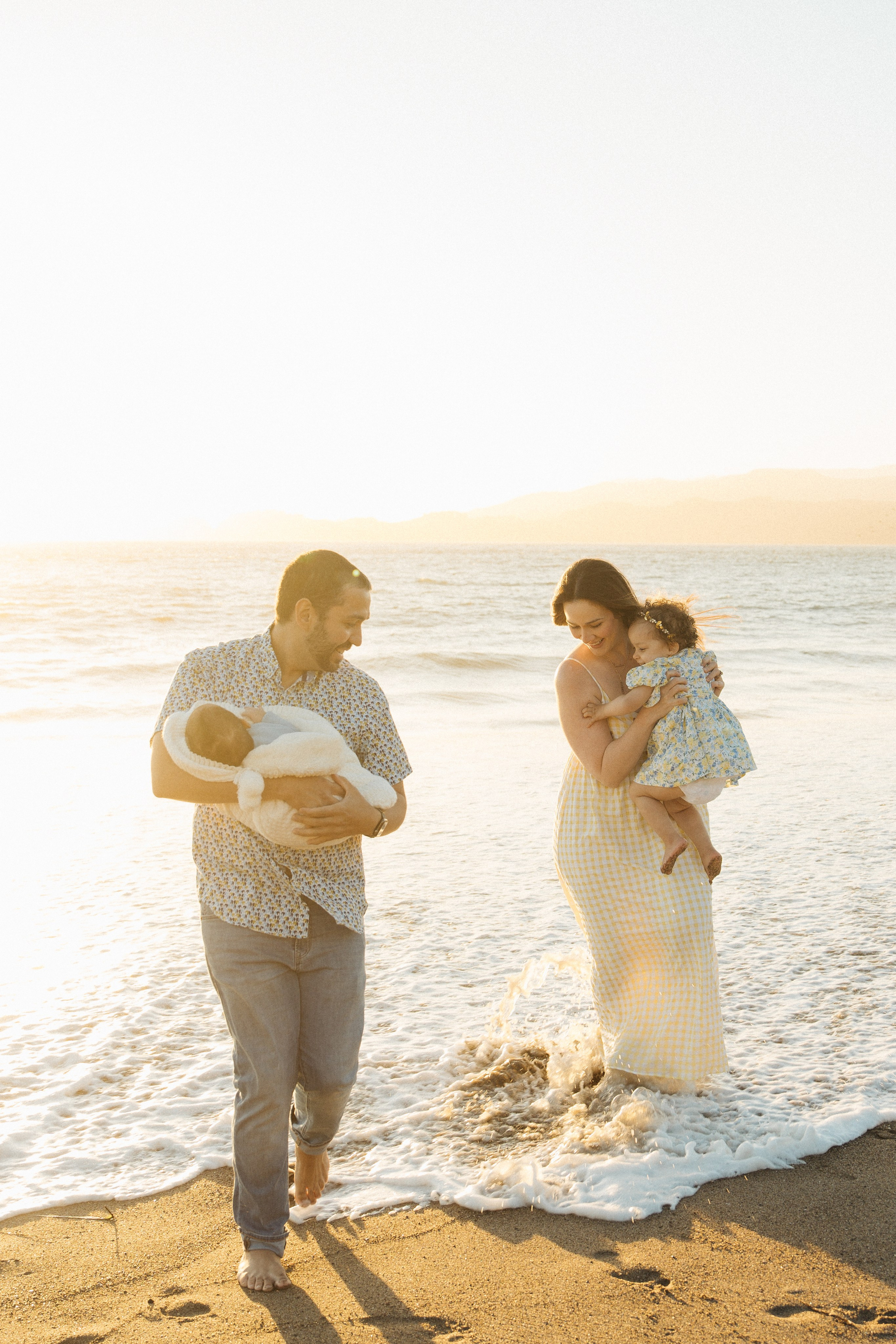 Bri’s growing family at Baker Beach. Soulo Photography | San Francisco Bay Area Based Photographer