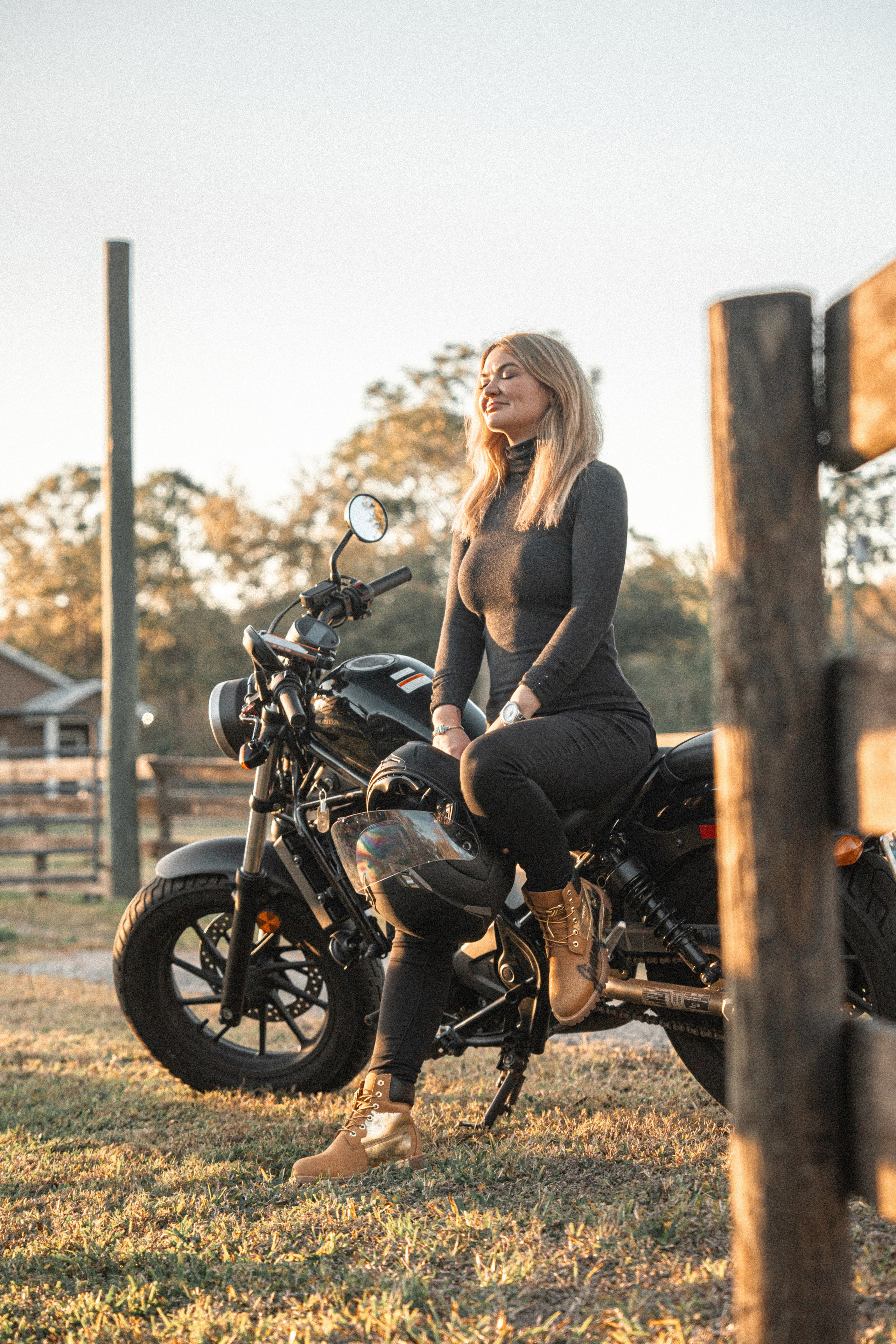Anna on a Bike. Welcome to my video and photo world!
