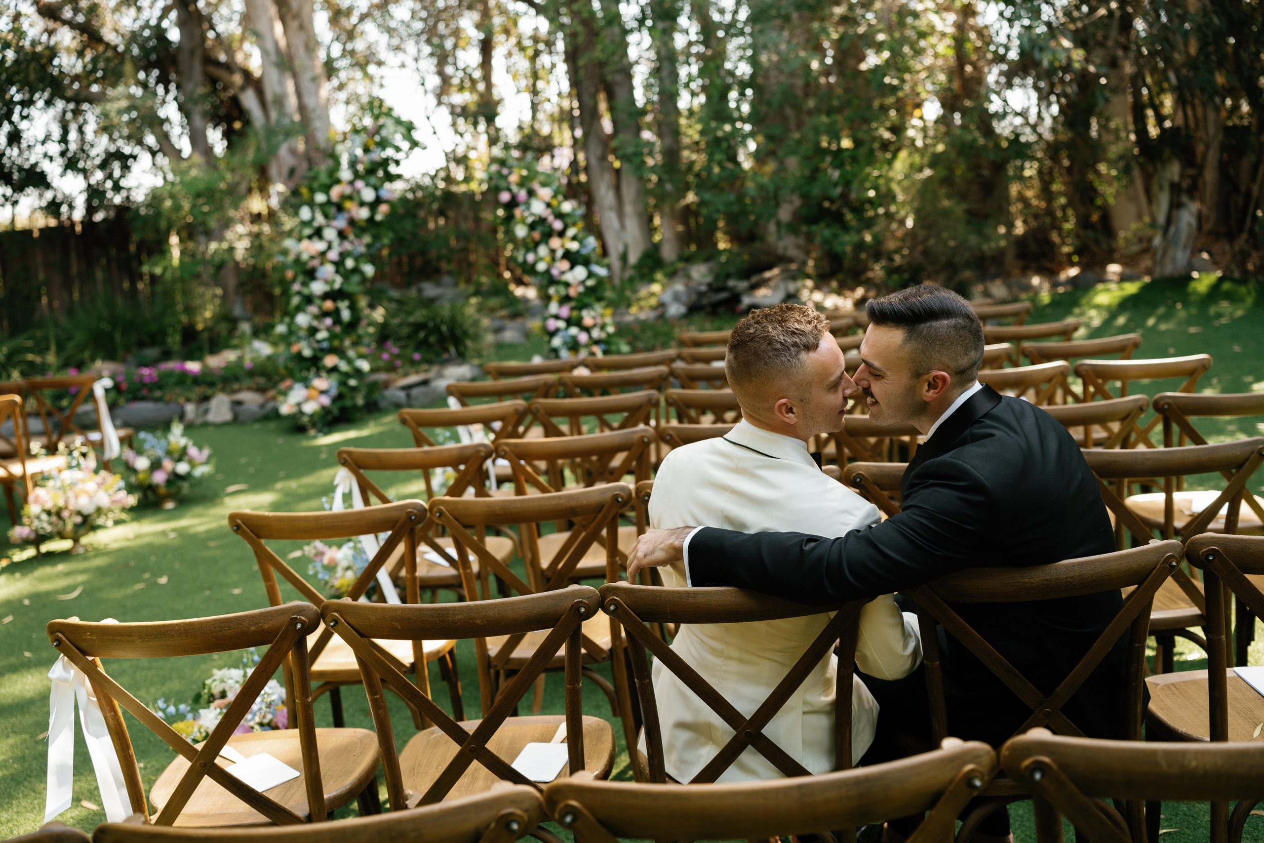 LGBT wedding photographer in California. Wedding Photography & Videography Team in California, Los Angeles, San Francisco, San Diego and Travel