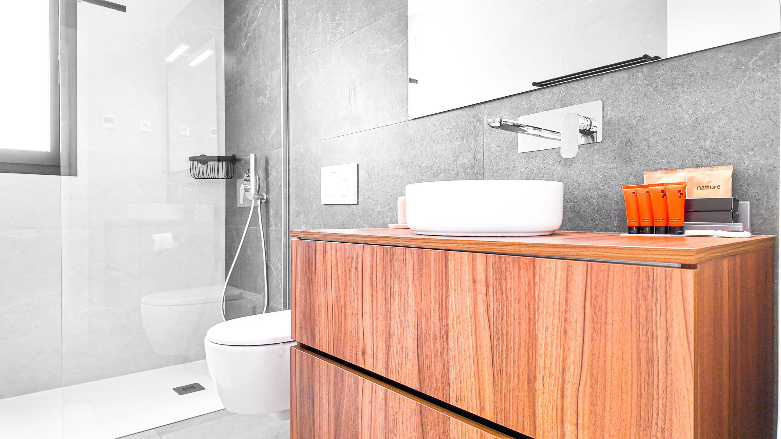 Villa LAKESIDE I’M GROUP. Baby Beast