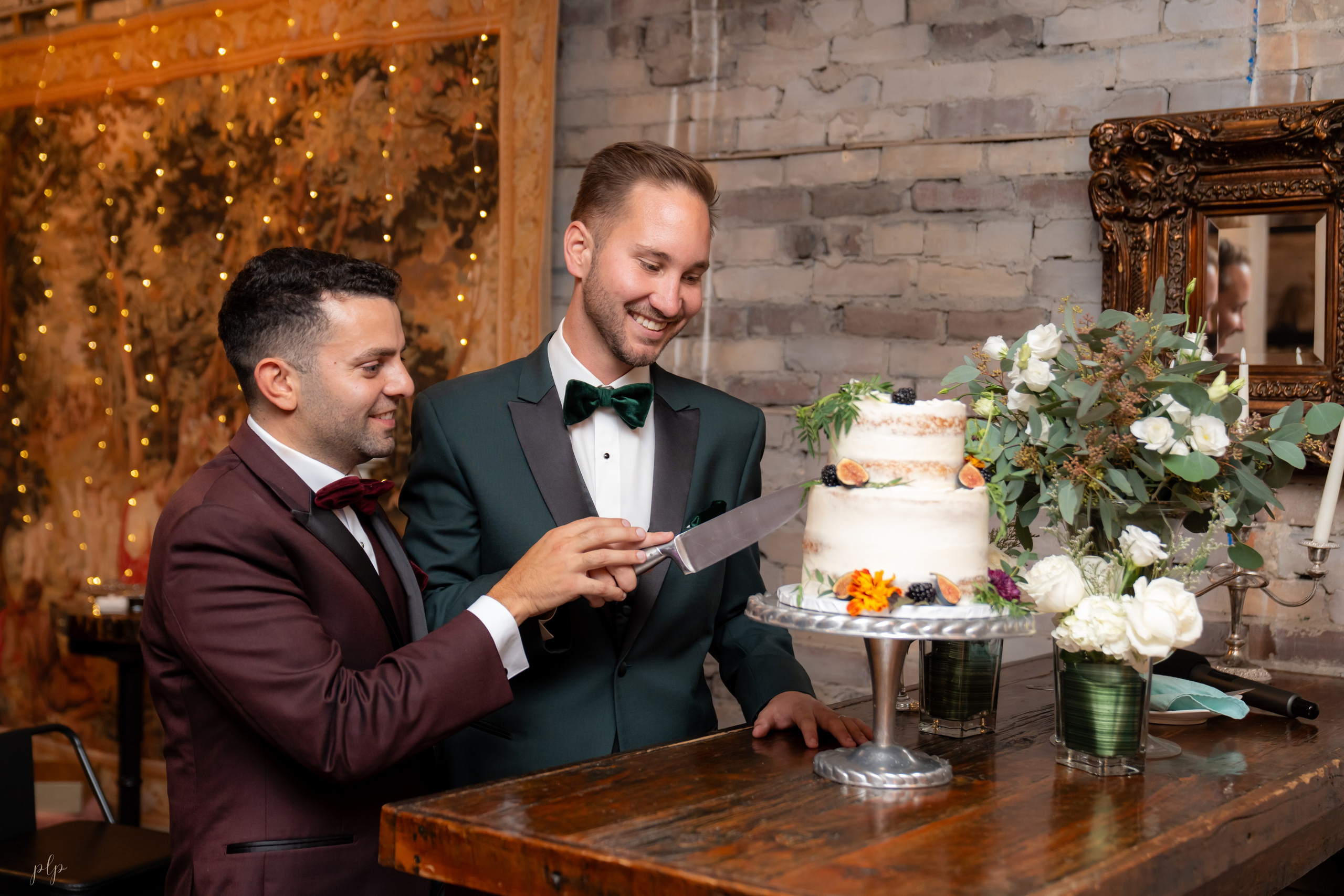 Kayan and Ryan. Wedding Photographers and Filmmakers