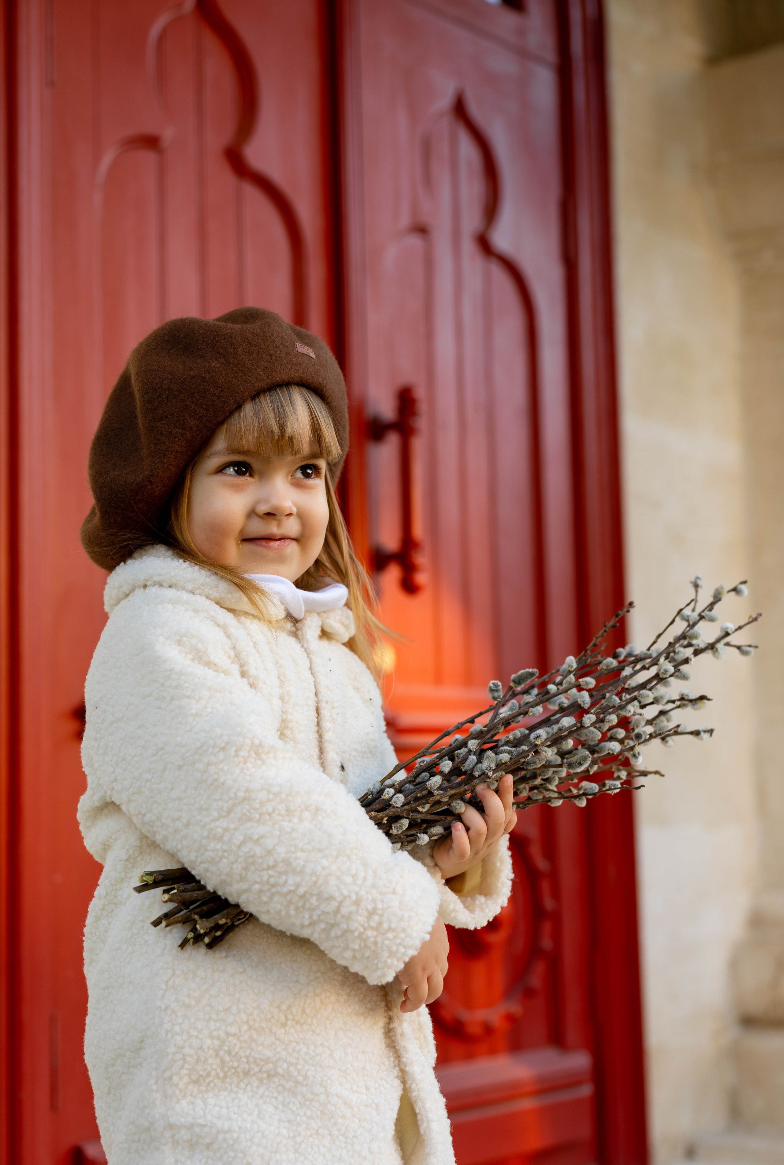 Фотосессия ребенка в вербное воскресенье. Семейный фотограф в Кишиневе, Молдова Врабий Ольга